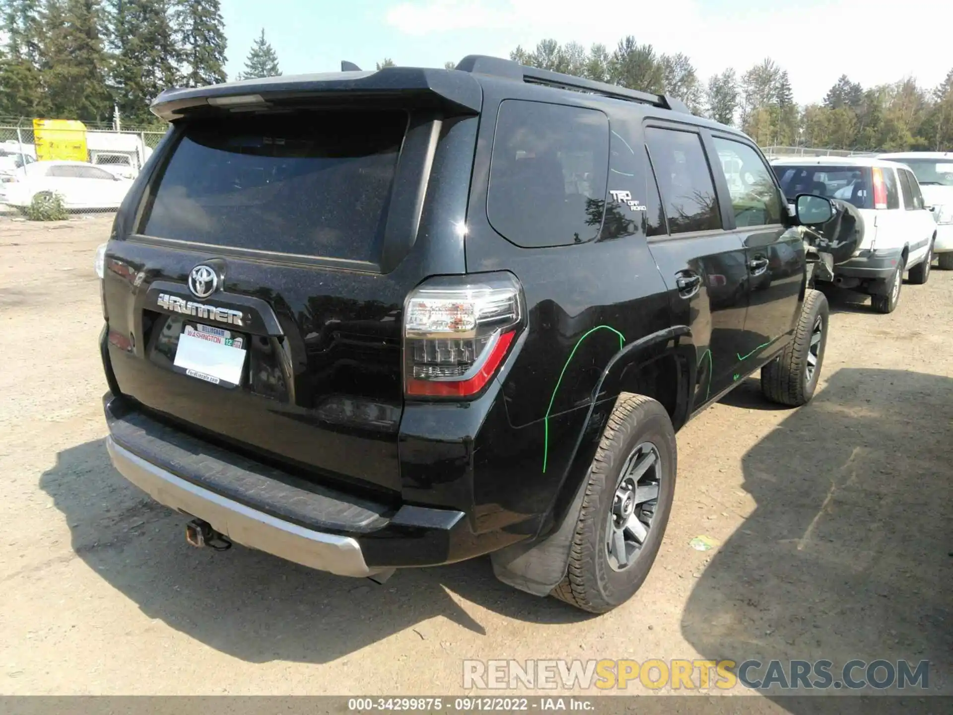 4 Фотография поврежденного автомобиля JTERU5JR3M5874000 TOYOTA 4RUNNER 2021