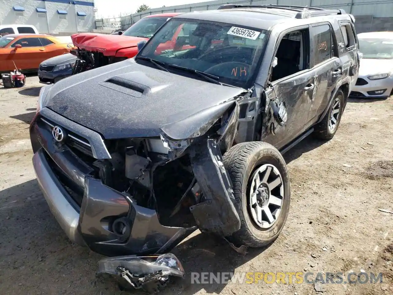 2 Photograph of a damaged car JTERU5JR3M5880282 TOYOTA 4RUNNER 2021