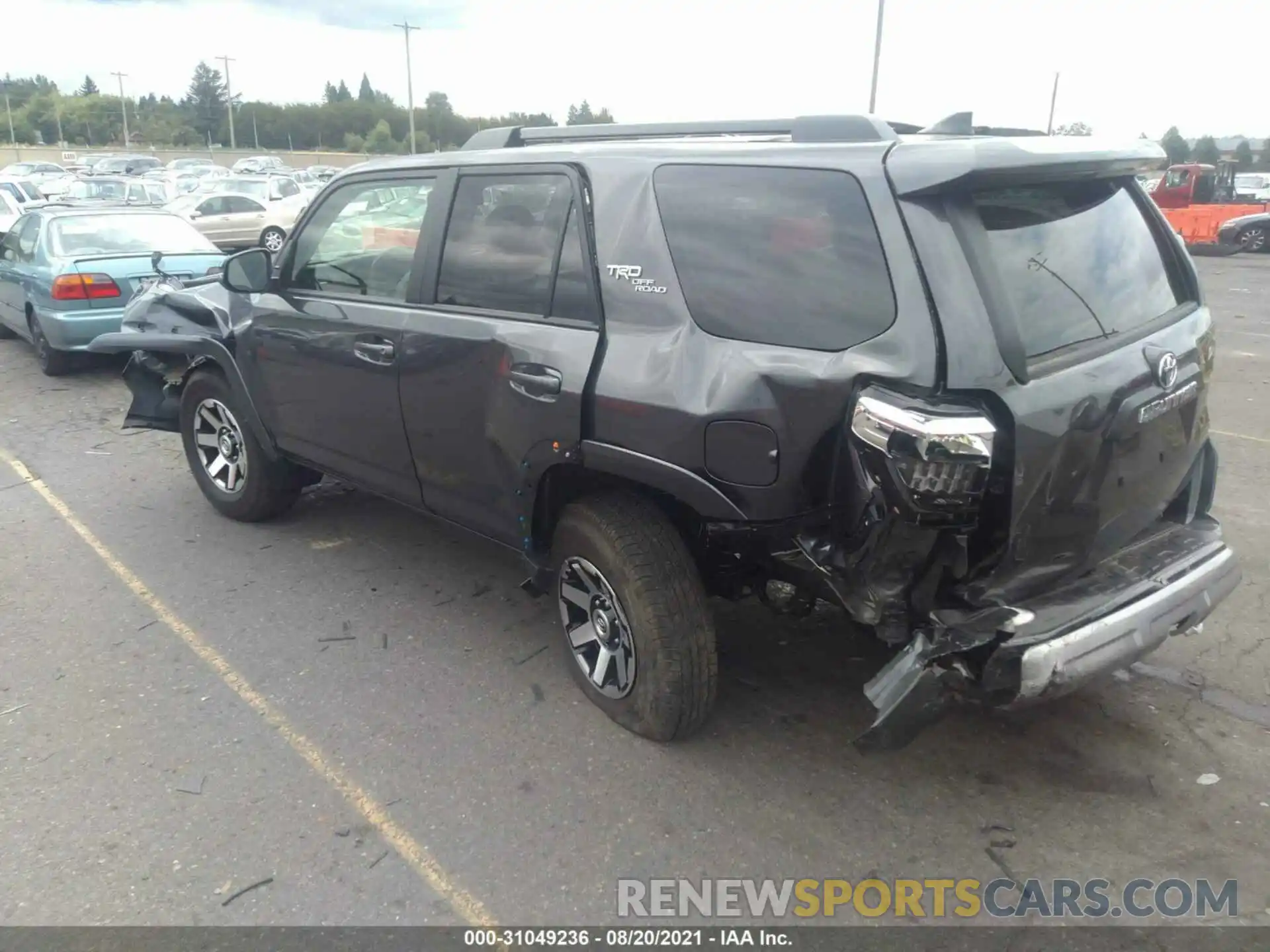 3 Photograph of a damaged car JTERU5JR3M5939931 TOYOTA 4RUNNER 2021