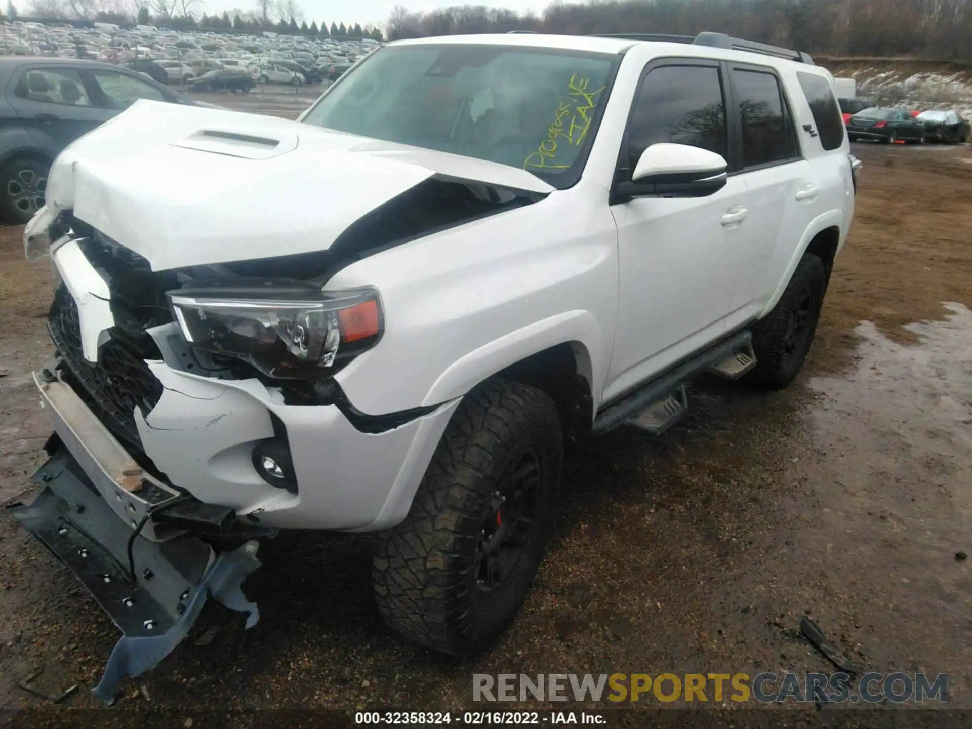 2 Photograph of a damaged car JTERU5JR4M5864978 TOYOTA 4RUNNER 2021