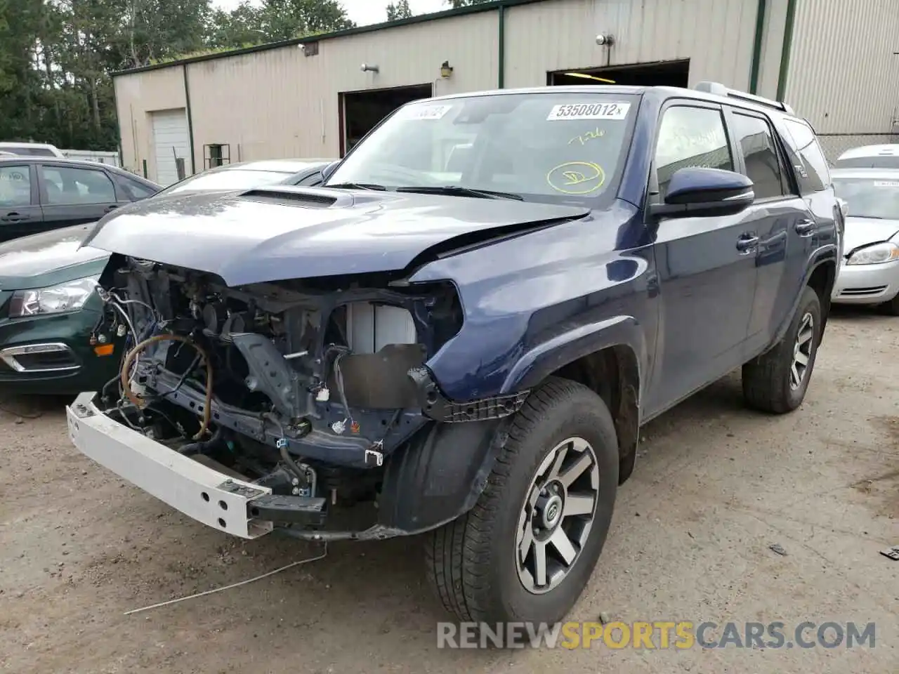 2 Photograph of a damaged car JTERU5JR4M5866763 TOYOTA 4RUNNER 2021