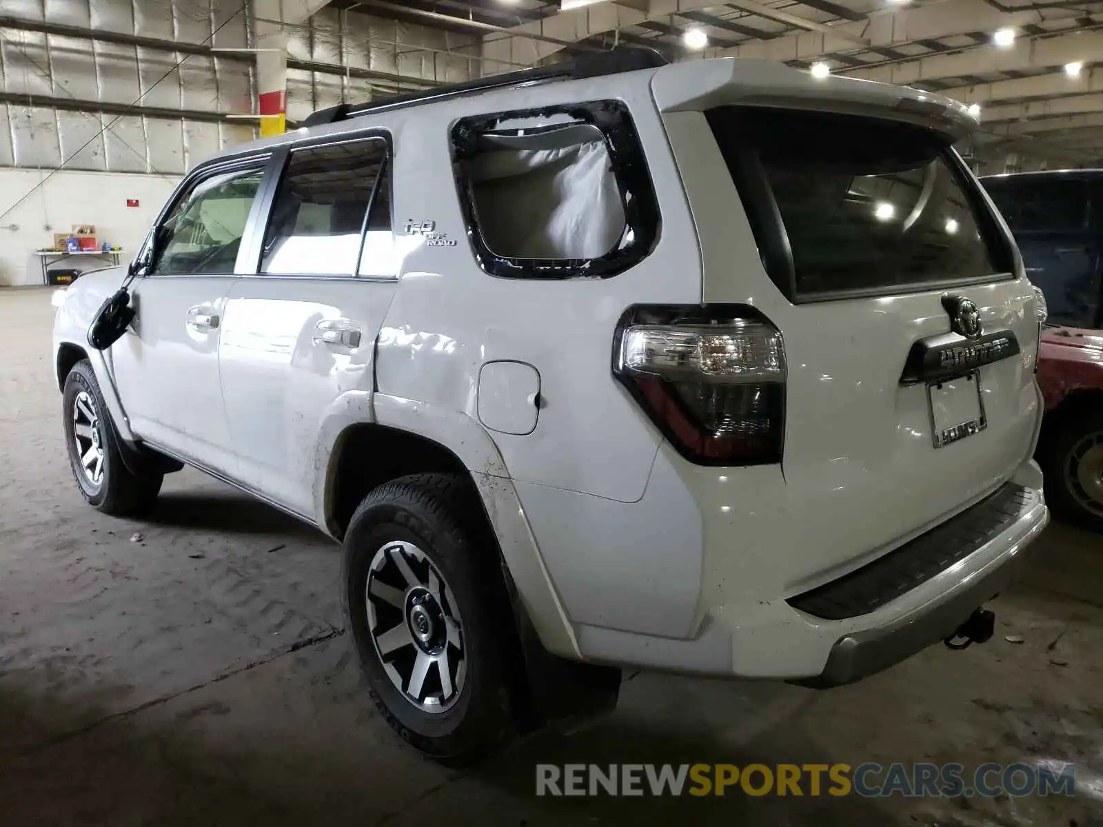 3 Photograph of a damaged car JTERU5JR4M5880663 TOYOTA 4RUNNER 2021