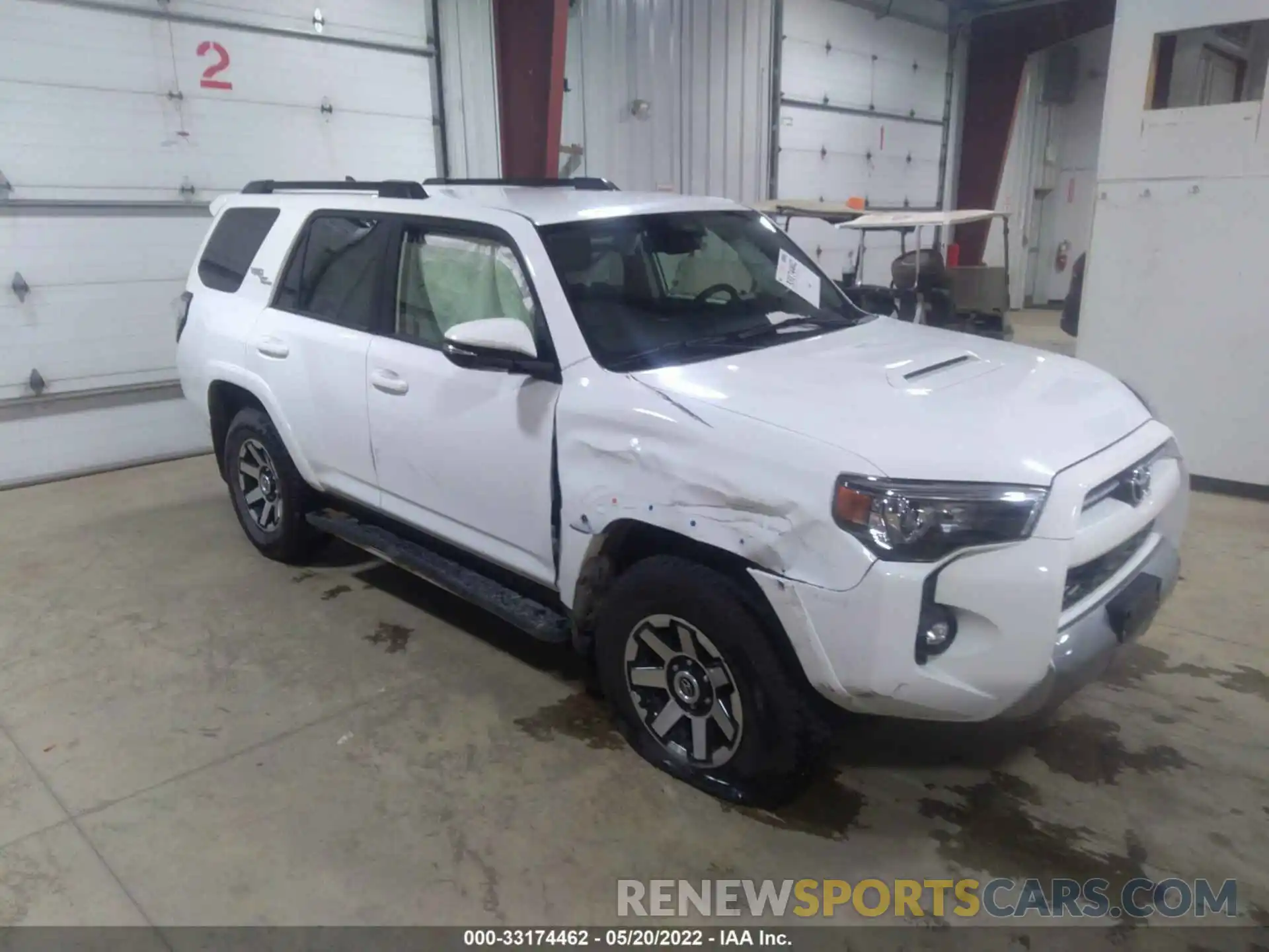 1 Photograph of a damaged car JTERU5JR4M5935581 TOYOTA 4RUNNER 2021