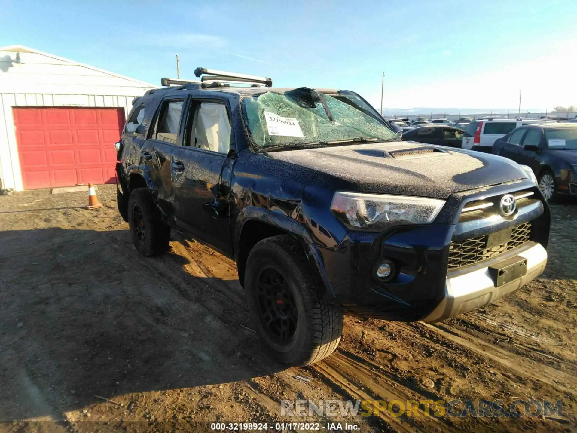 1 Photograph of a damaged car JTERU5JR4M5943485 TOYOTA 4RUNNER 2021