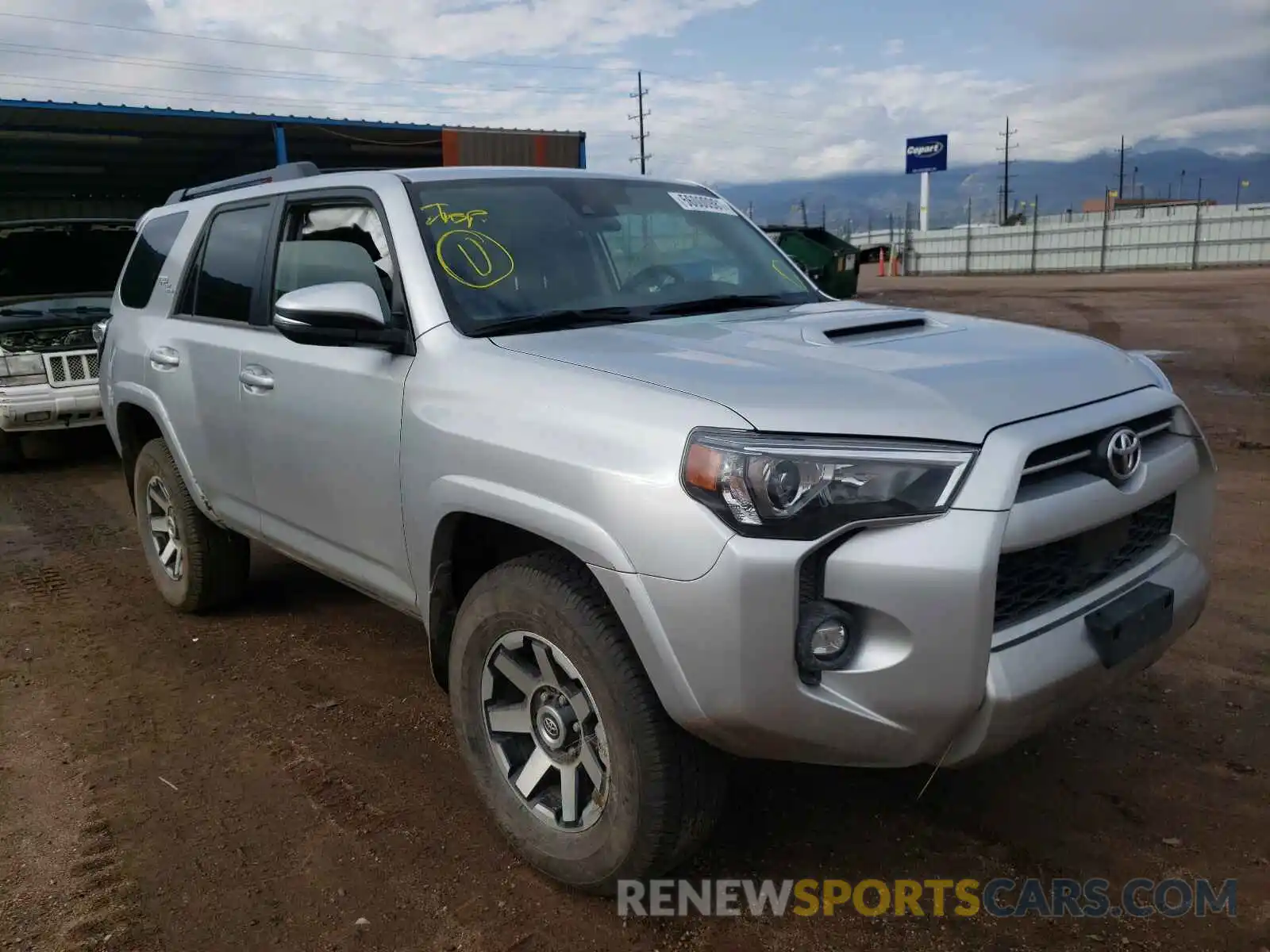 1 Photograph of a damaged car JTERU5JR5M5851625 TOYOTA 4RUNNER 2021