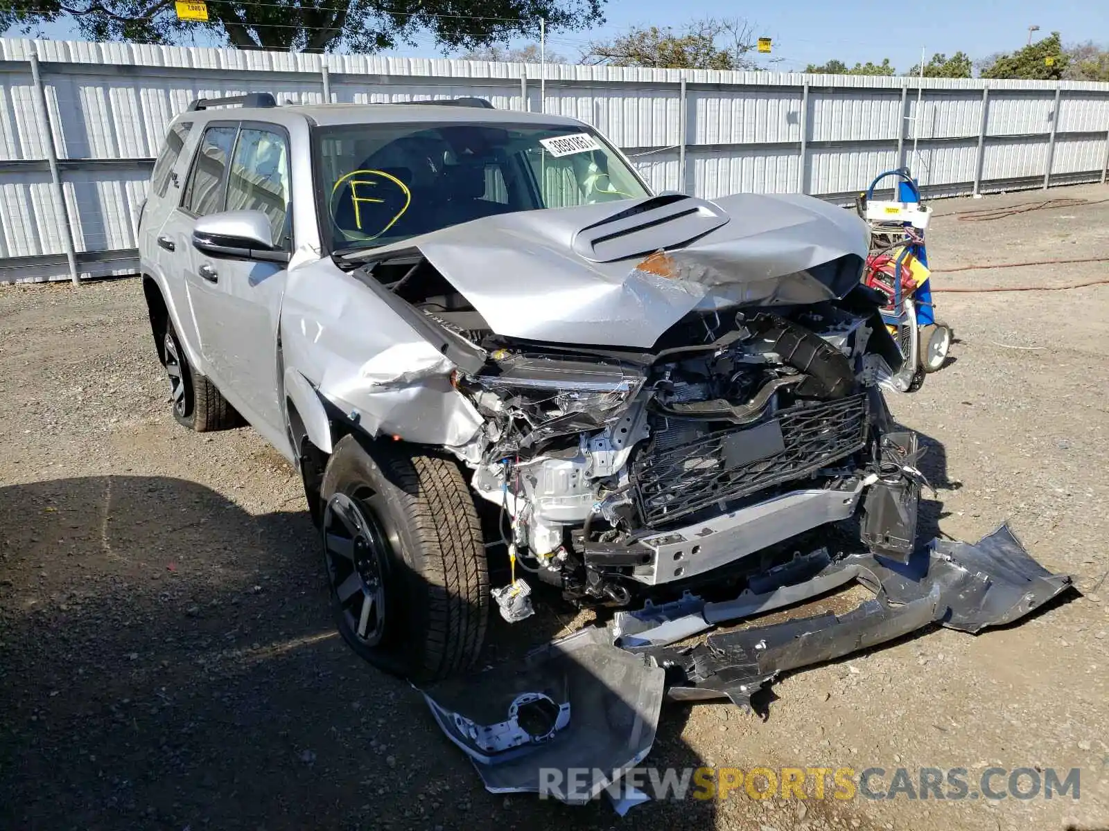 1 Photograph of a damaged car JTERU5JR5M5897116 TOYOTA 4RUNNER 2021