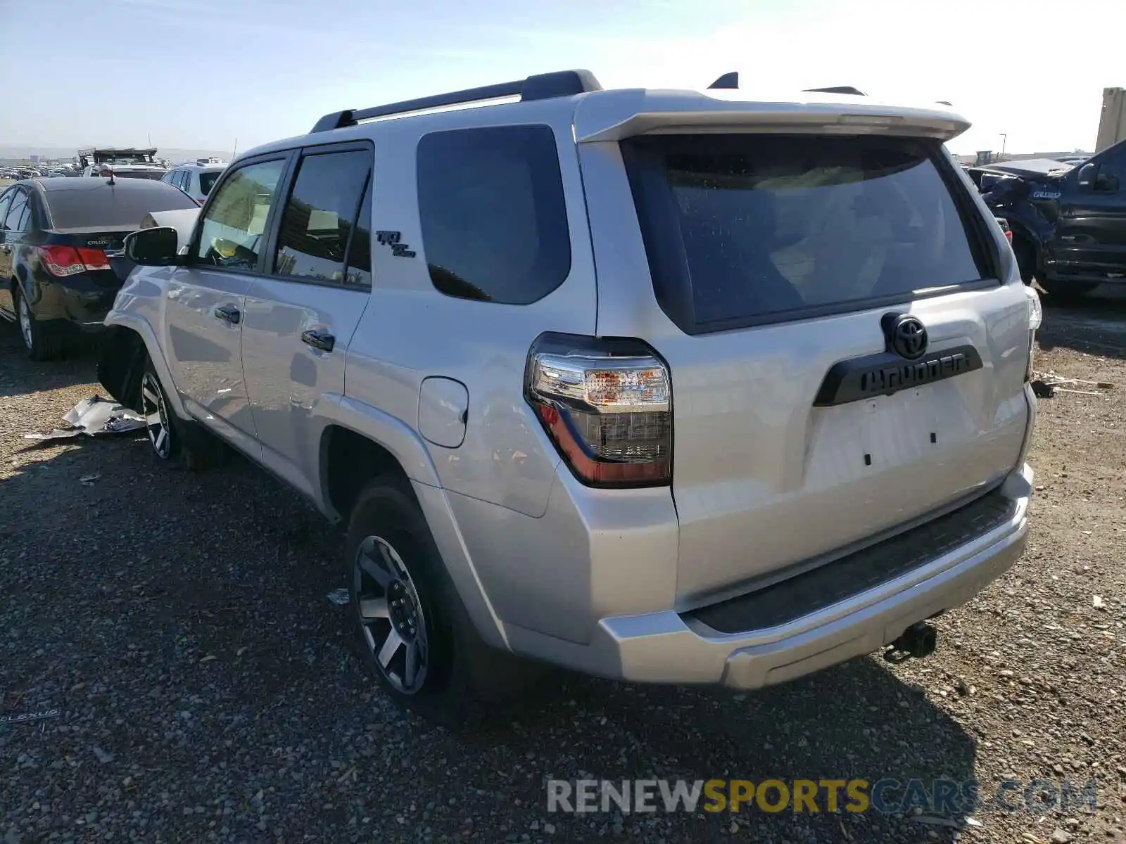 3 Photograph of a damaged car JTERU5JR5M5897116 TOYOTA 4RUNNER 2021