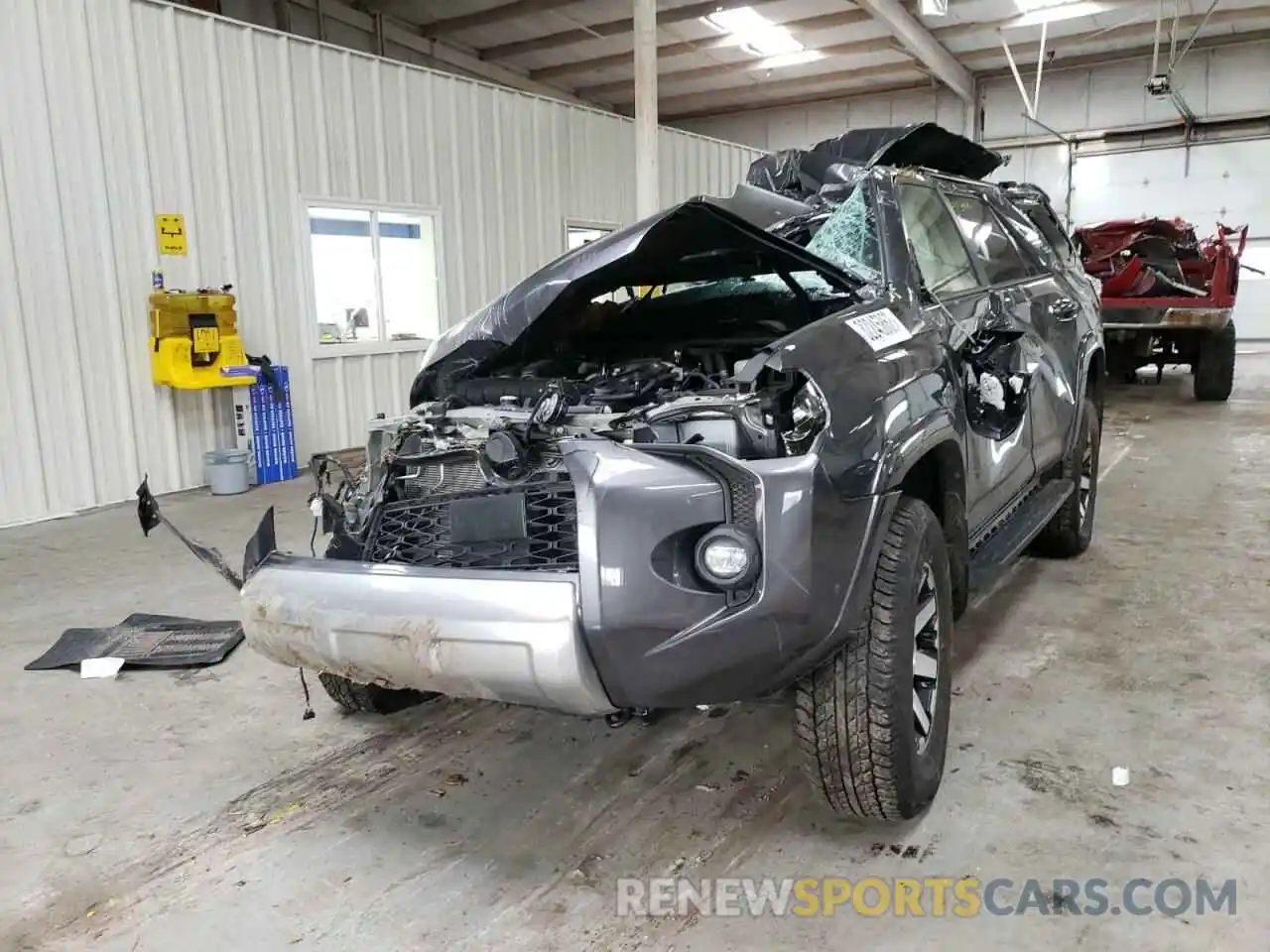 2 Photograph of a damaged car JTERU5JR6M5856770 TOYOTA 4RUNNER 2021