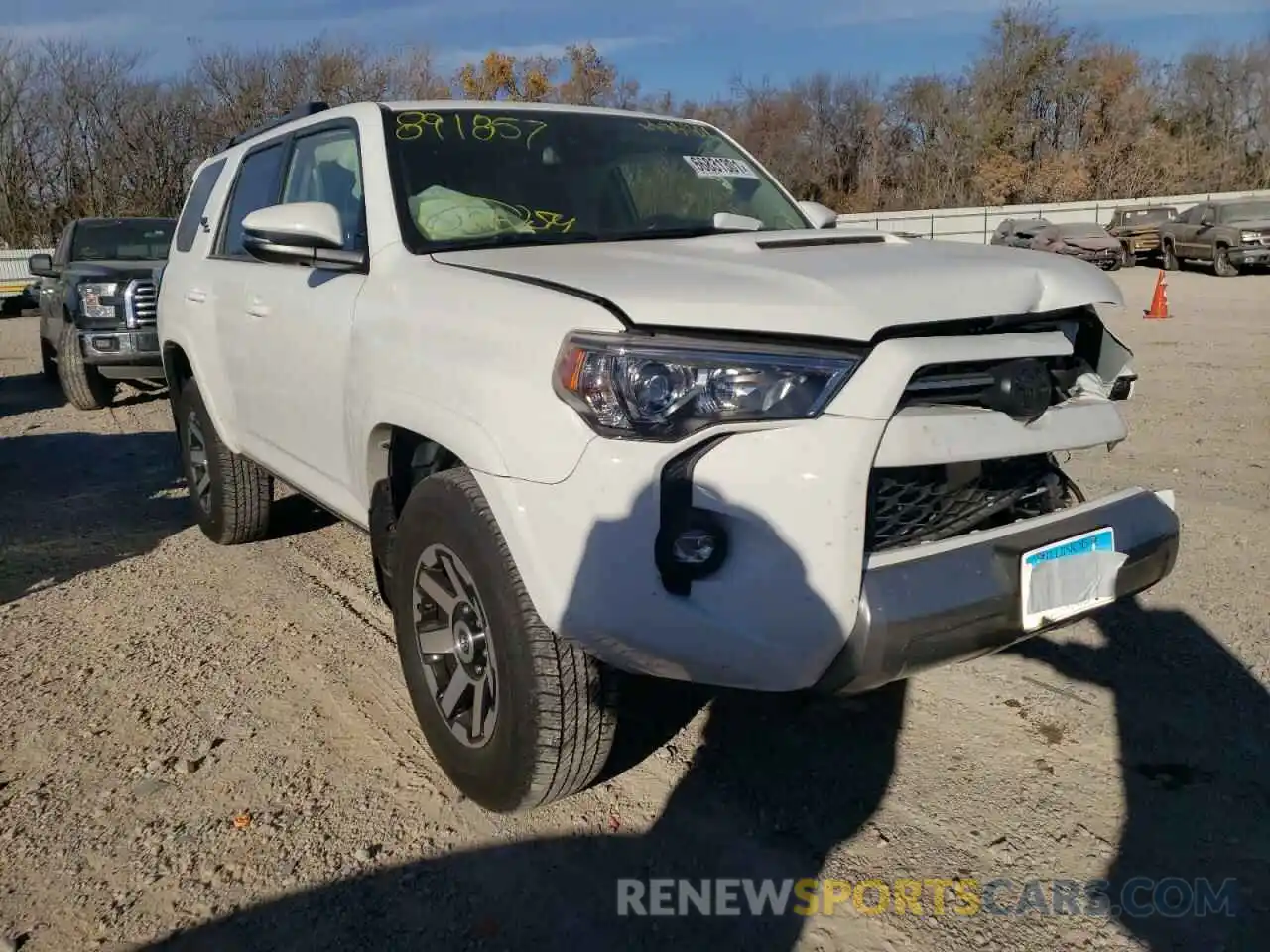 1 Photograph of a damaged car JTERU5JR6M5891857 TOYOTA 4RUNNER 2021