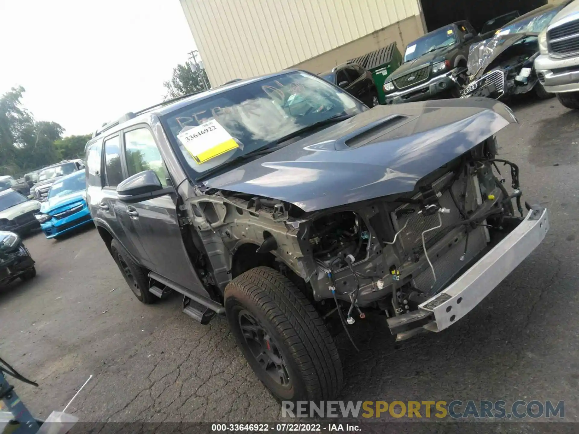 1 Photograph of a damaged car JTERU5JR6M5944248 TOYOTA 4RUNNER 2021