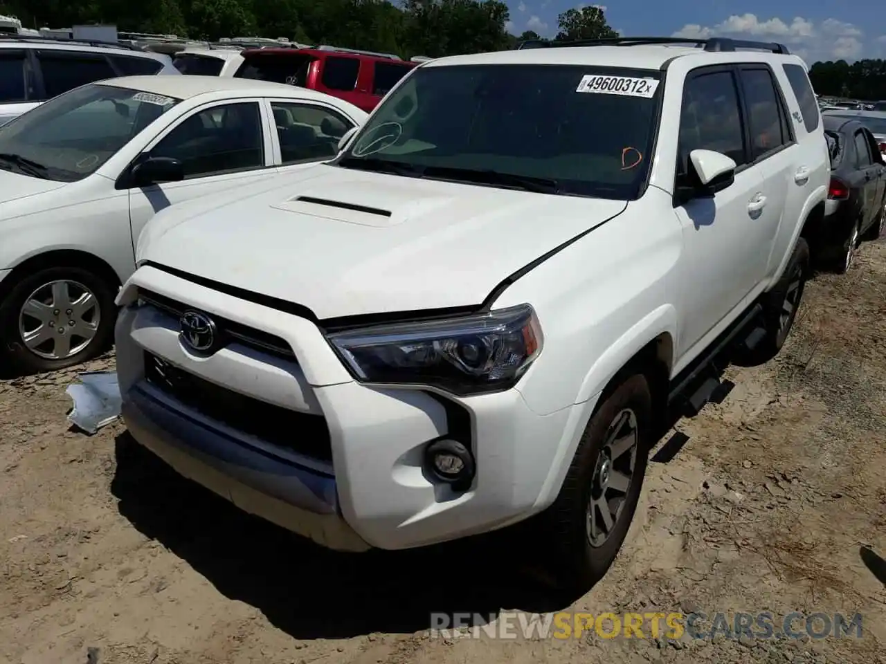 2 Photograph of a damaged car JTERU5JR6M5961714 TOYOTA 4RUNNER 2021