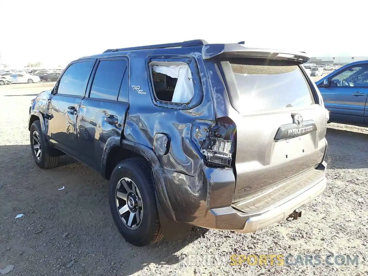 3 Photograph of a damaged car JTERU5JR6M5964189 TOYOTA 4RUNNER 2021