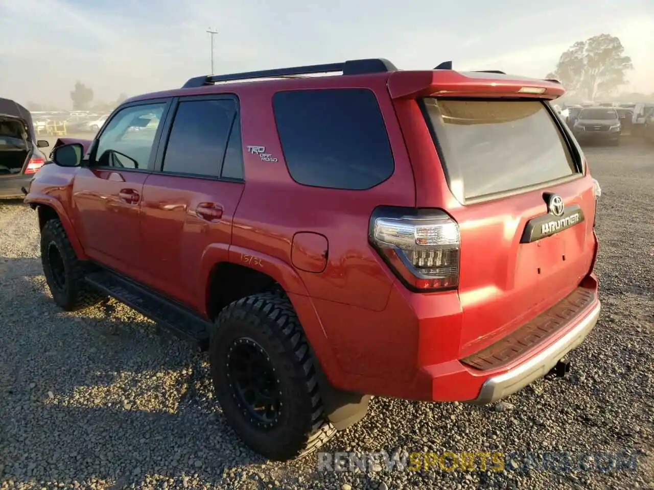 3 Фотография поврежденного автомобиля JTERU5JR7M5849844 TOYOTA 4RUNNER 2021