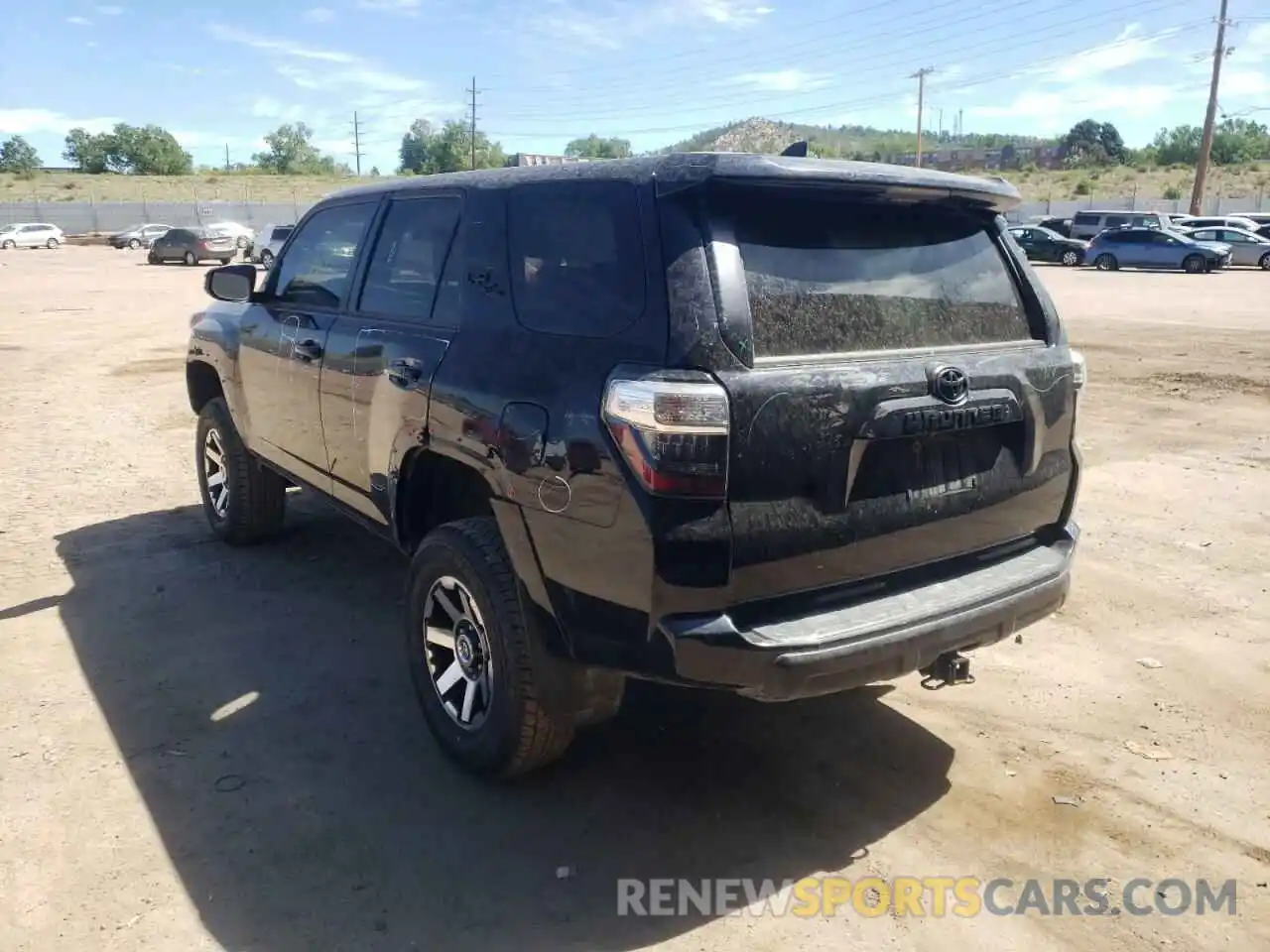 3 Photograph of a damaged car JTERU5JR7M5867809 TOYOTA 4RUNNER 2021