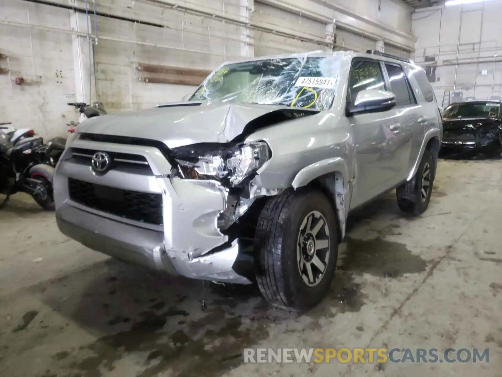 2 Photograph of a damaged car JTERU5JR7M5870063 TOYOTA 4RUNNER 2021