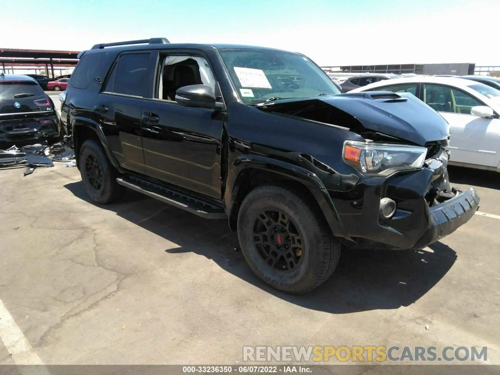 1 Photograph of a damaged car JTERU5JR7M5907192 TOYOTA 4RUNNER 2021