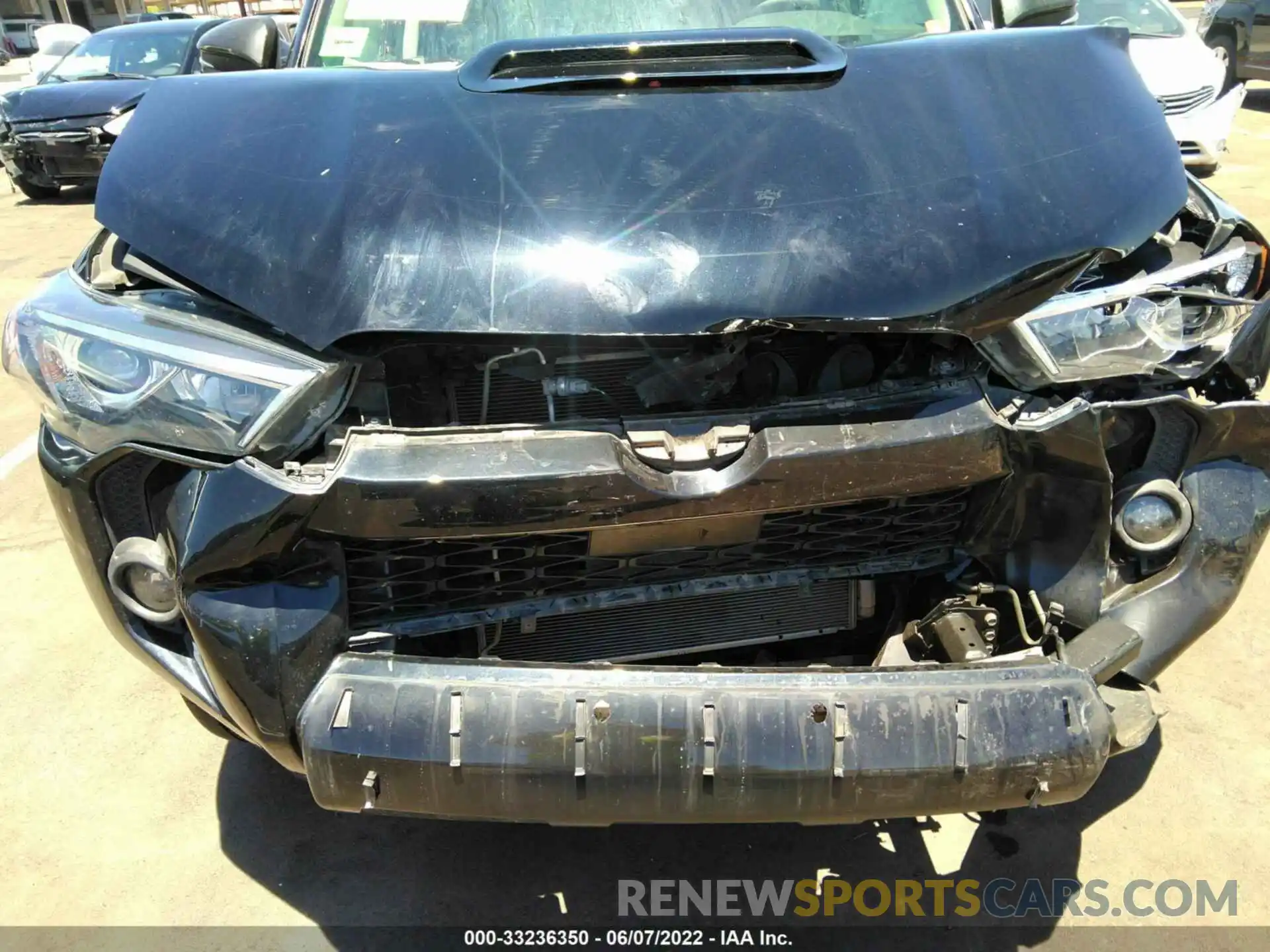 6 Photograph of a damaged car JTERU5JR7M5907192 TOYOTA 4RUNNER 2021