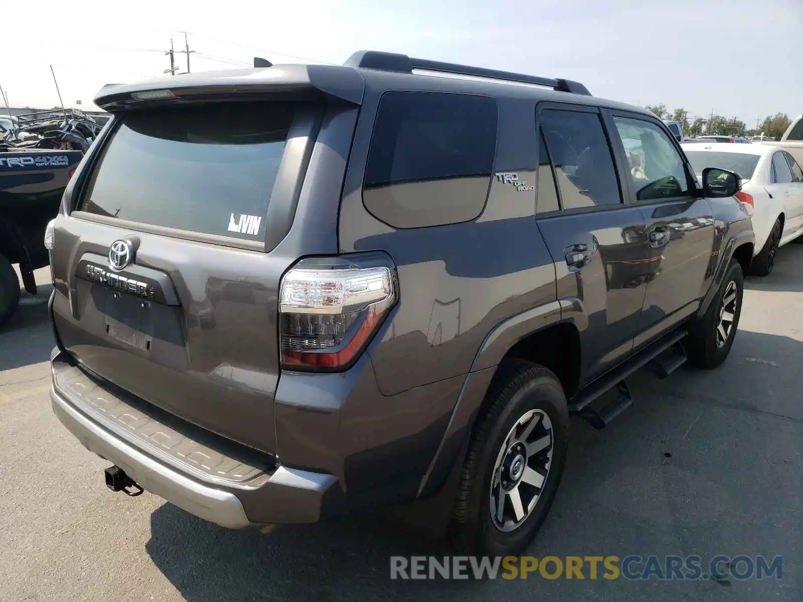 4 Photograph of a damaged car JTERU5JR7M5912084 TOYOTA 4RUNNER 2021