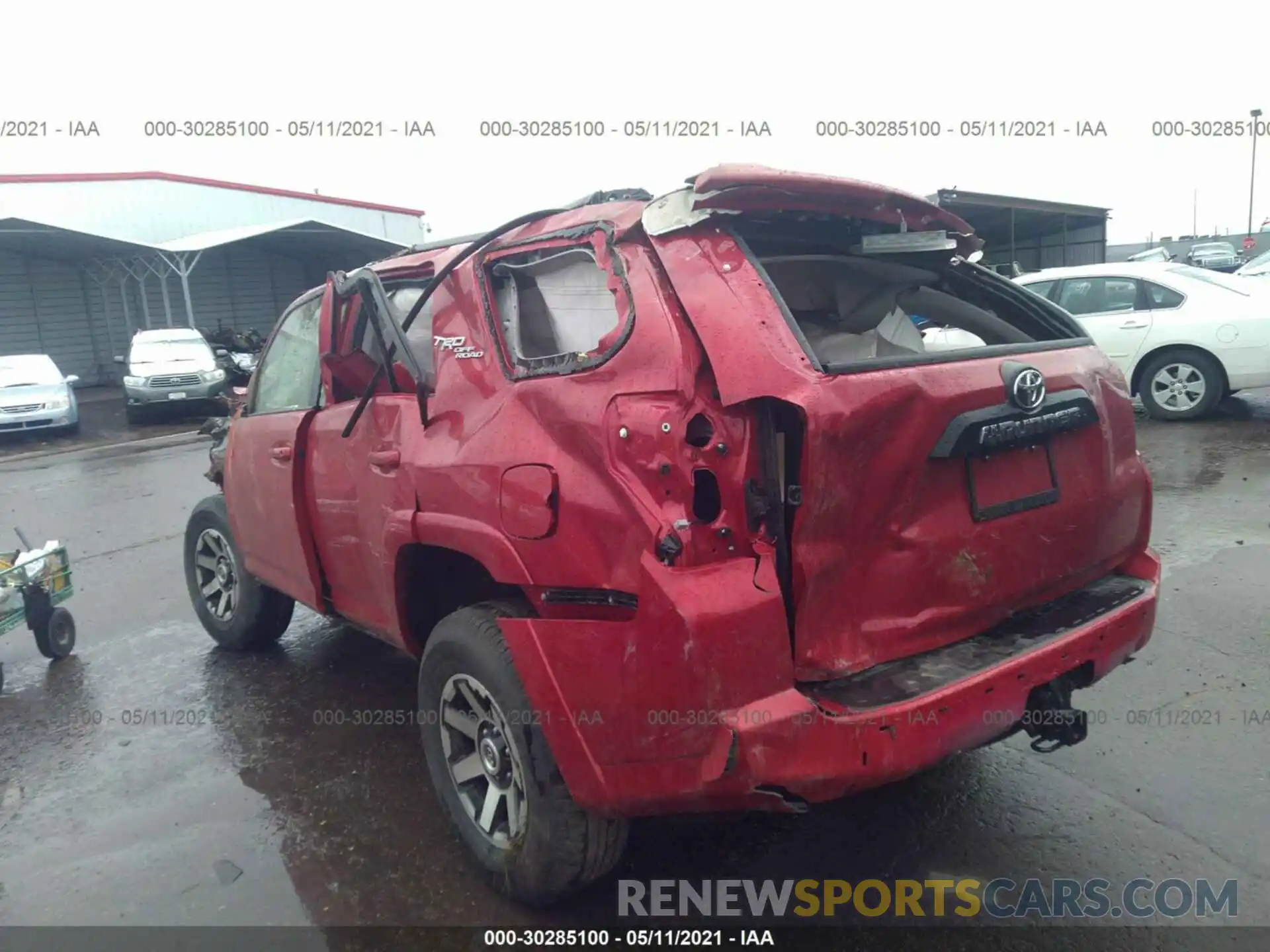 3 Photograph of a damaged car JTERU5JR7M5917205 TOYOTA 4RUNNER 2021