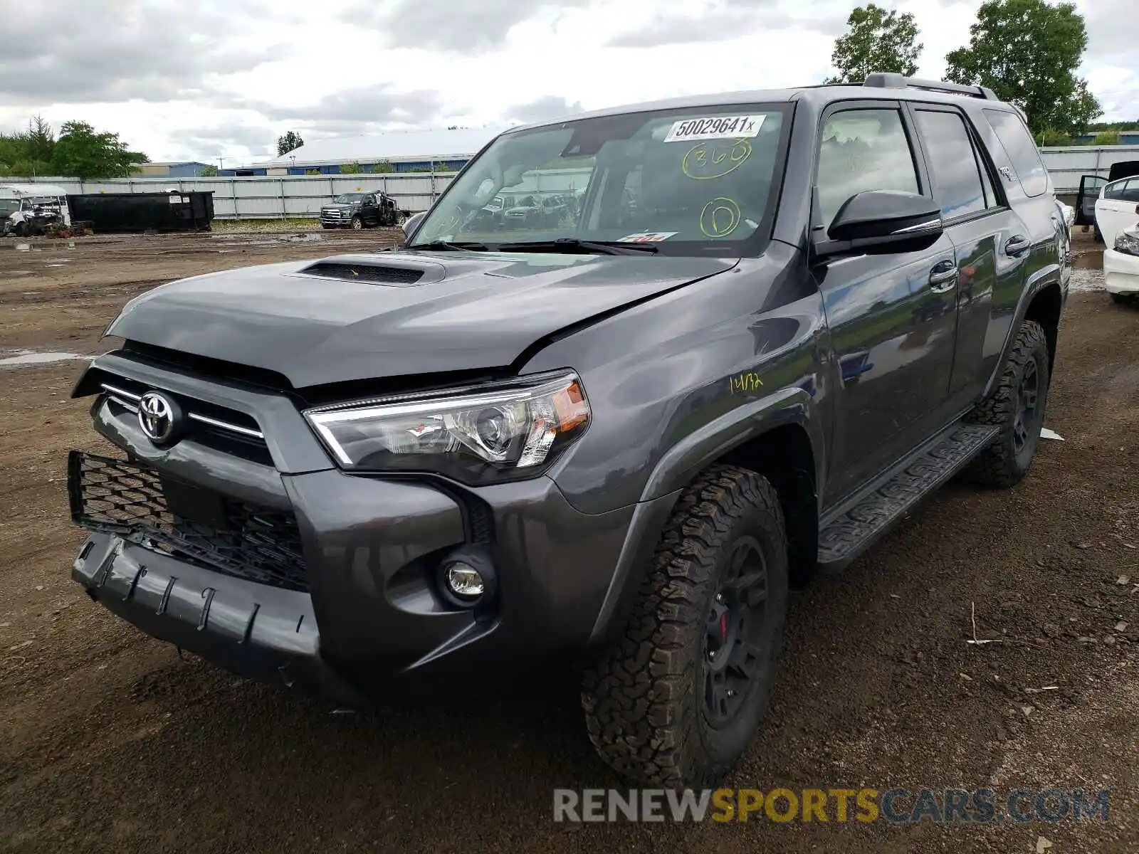 2 Photograph of a damaged car JTERU5JR7M5918614 TOYOTA 4RUNNER 2021