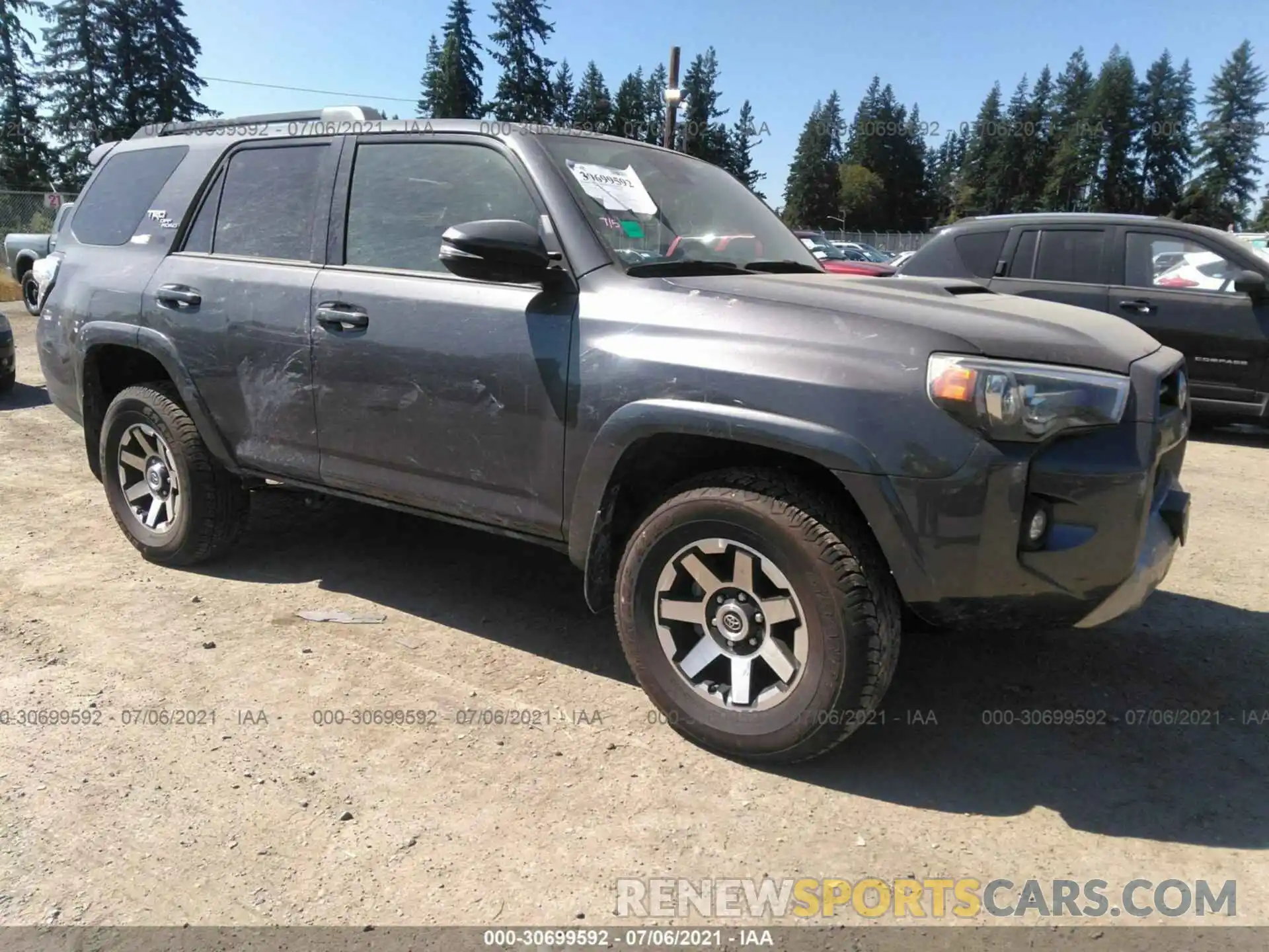 1 Photograph of a damaged car JTERU5JR7M5923571 TOYOTA 4RUNNER 2021