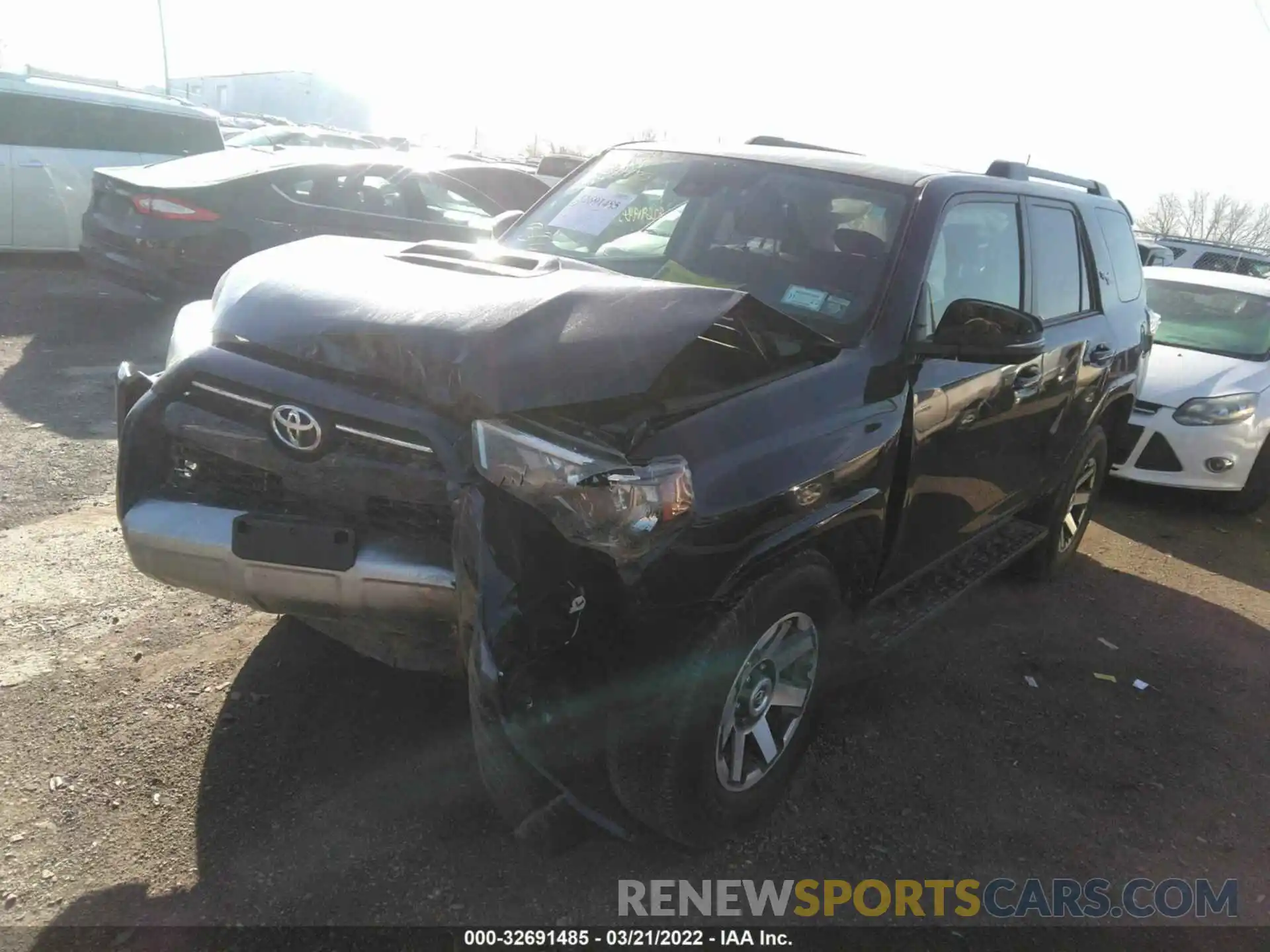 2 Photograph of a damaged car JTERU5JR8M5863638 TOYOTA 4RUNNER 2021