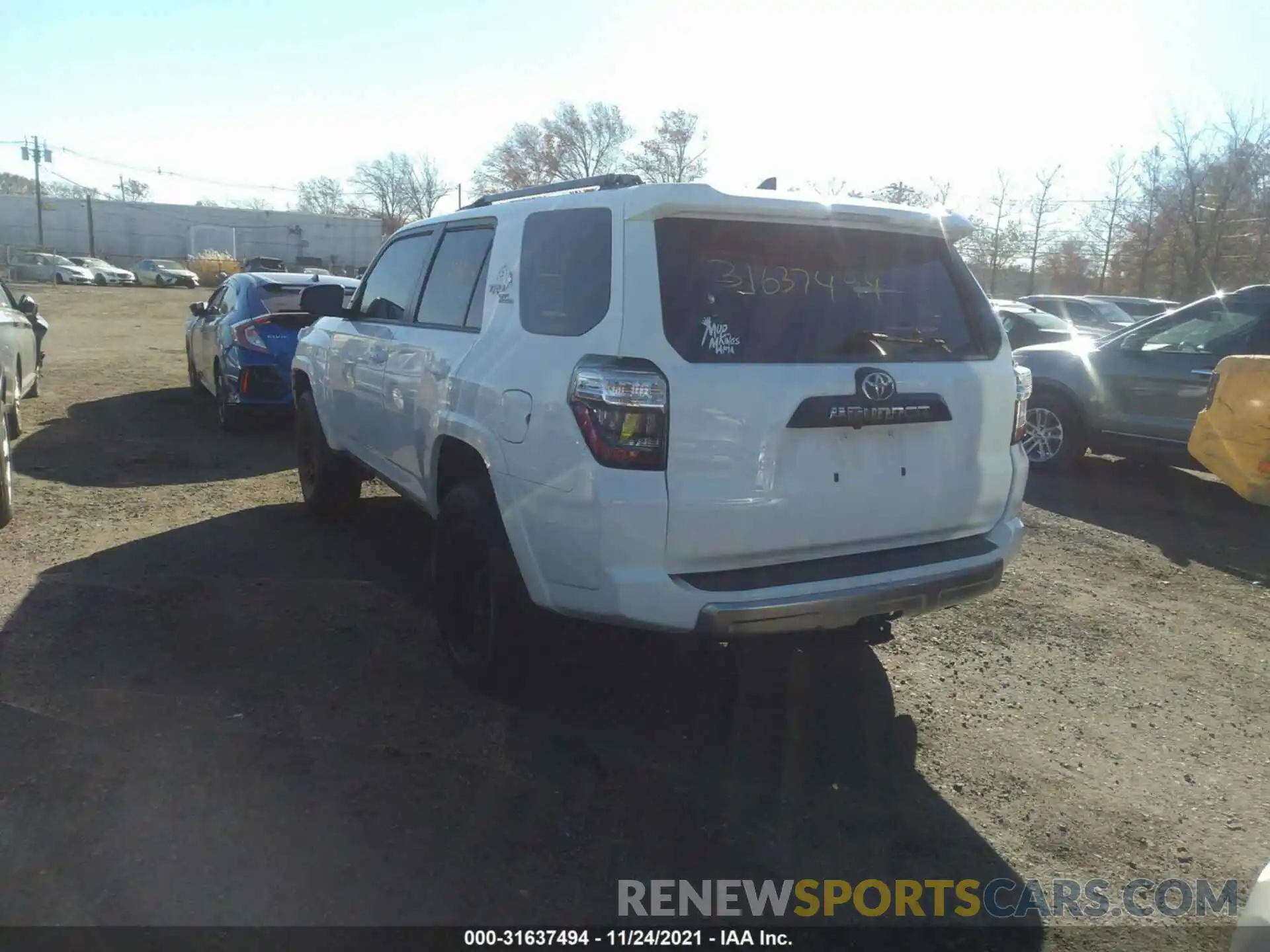 3 Photograph of a damaged car JTERU5JR8M5874025 TOYOTA 4RUNNER 2021