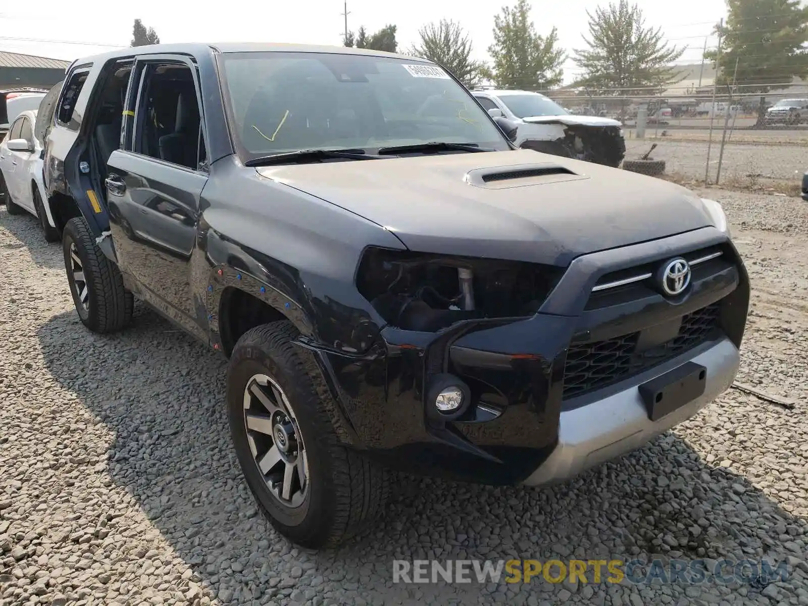 1 Photograph of a damaged car JTERU5JR8M5890354 TOYOTA 4RUNNER 2021