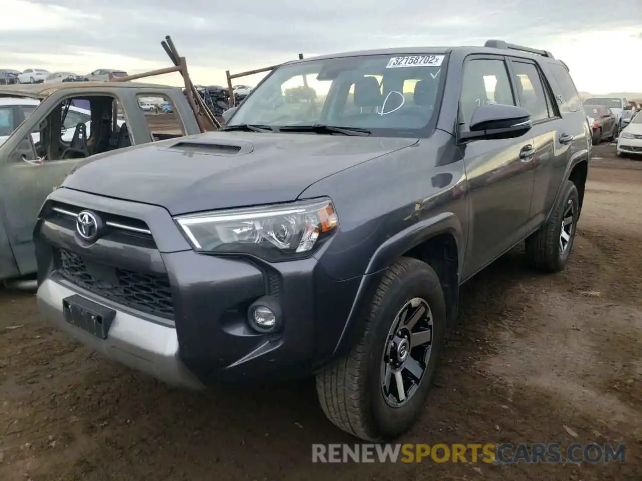 2 Фотография поврежденного автомобиля JTERU5JR9M5839395 TOYOTA 4RUNNER 2021