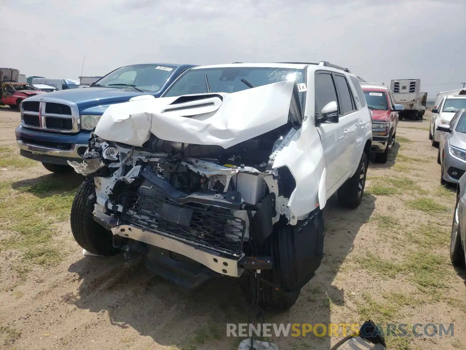 2 Photograph of a damaged car JTERU5JR9M5855371 TOYOTA 4RUNNER 2021