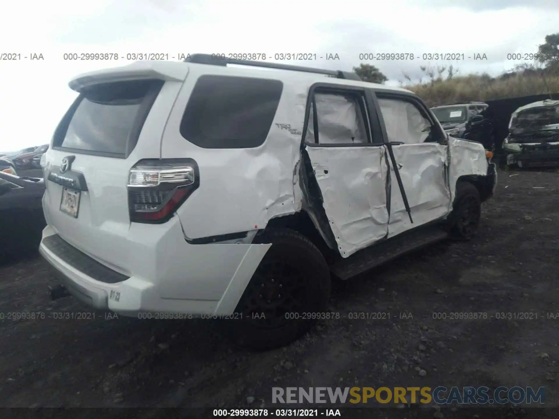 4 Photograph of a damaged car JTERU5JR9M5896759 TOYOTA 4RUNNER 2021