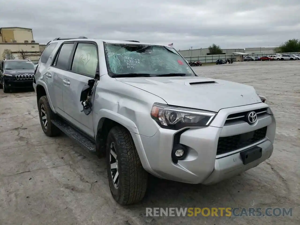 1 Photograph of a damaged car JTERU5JR9M5928576 TOYOTA 4RUNNER 2021