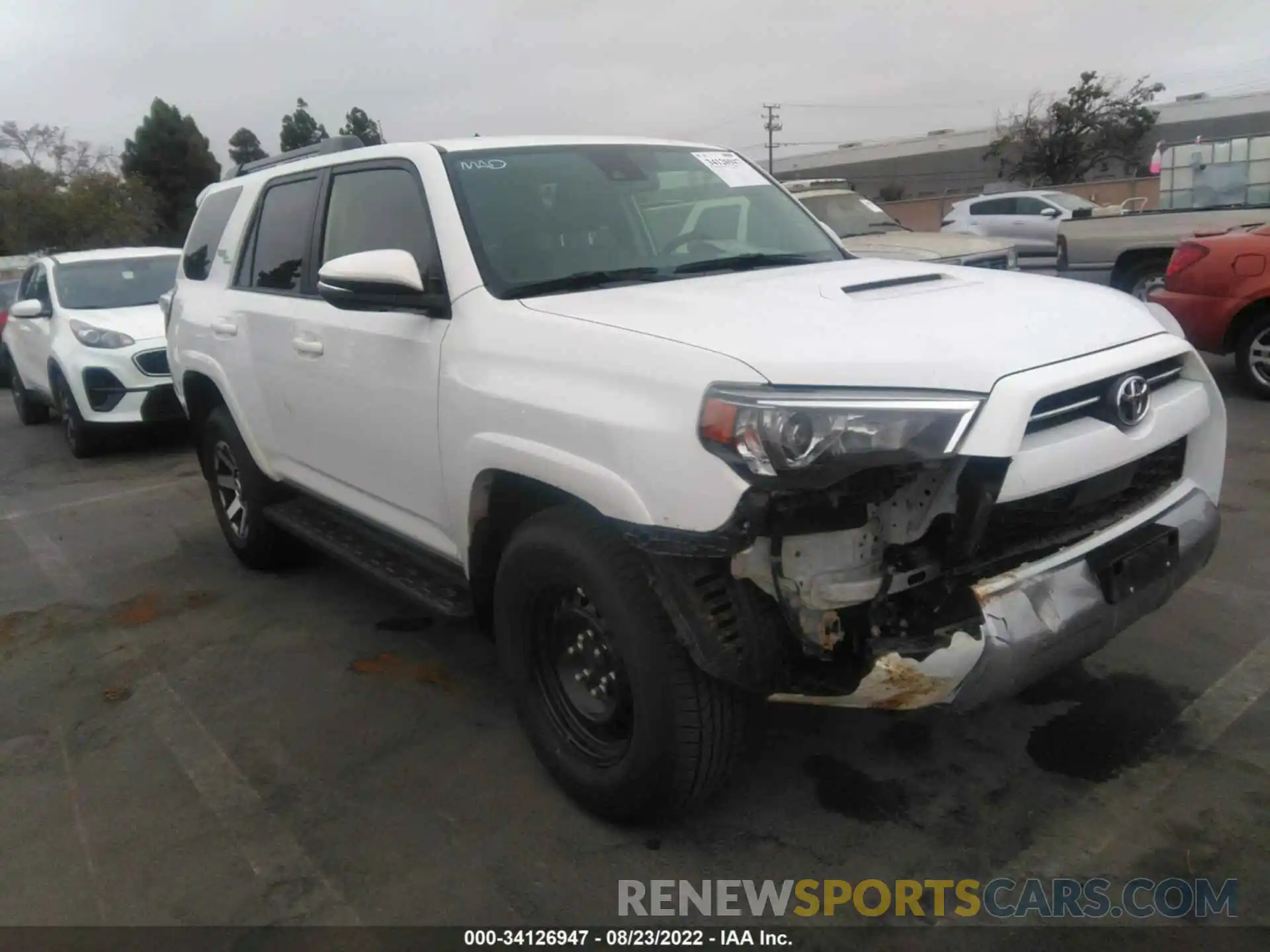 1 Photograph of a damaged car JTERU5JR9M5934636 TOYOTA 4RUNNER 2021