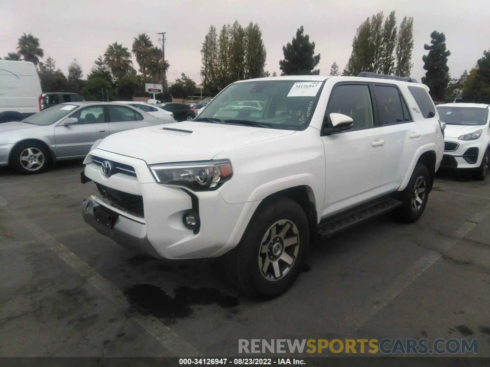 2 Photograph of a damaged car JTERU5JR9M5934636 TOYOTA 4RUNNER 2021