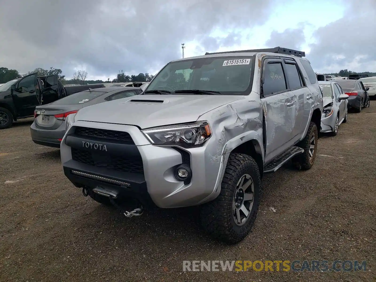 2 Photograph of a damaged car JTERU5JR9M5943868 TOYOTA 4RUNNER 2021