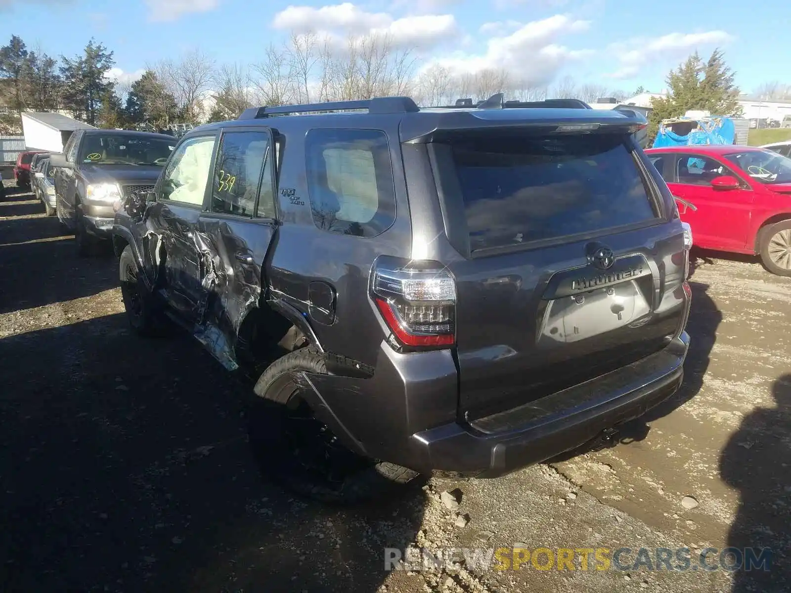 3 Photograph of a damaged car JTERU5JRXM5840264 TOYOTA 4RUNNER 2021