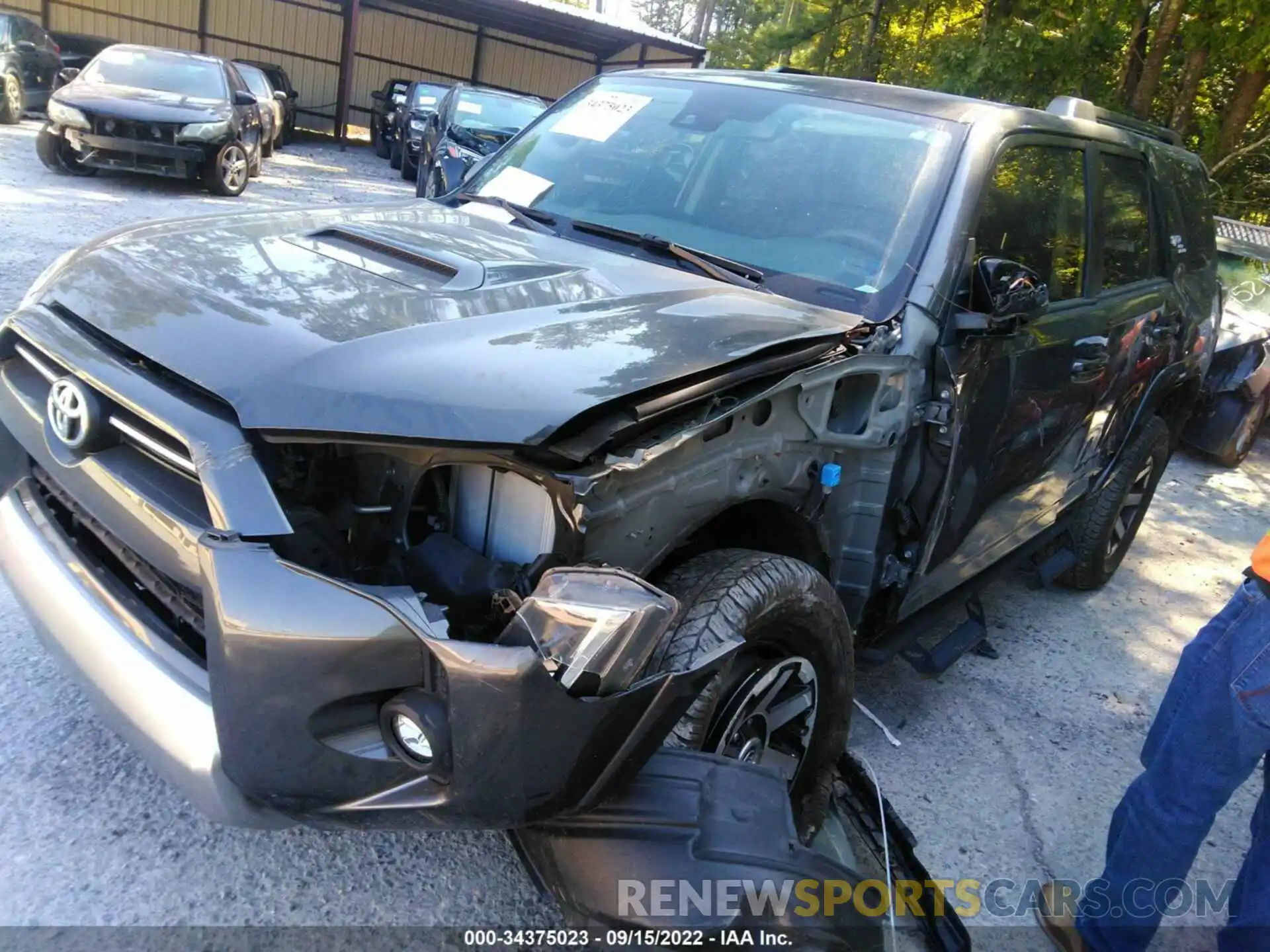 2 Photograph of a damaged car JTERU5JRXM5857873 TOYOTA 4RUNNER 2021