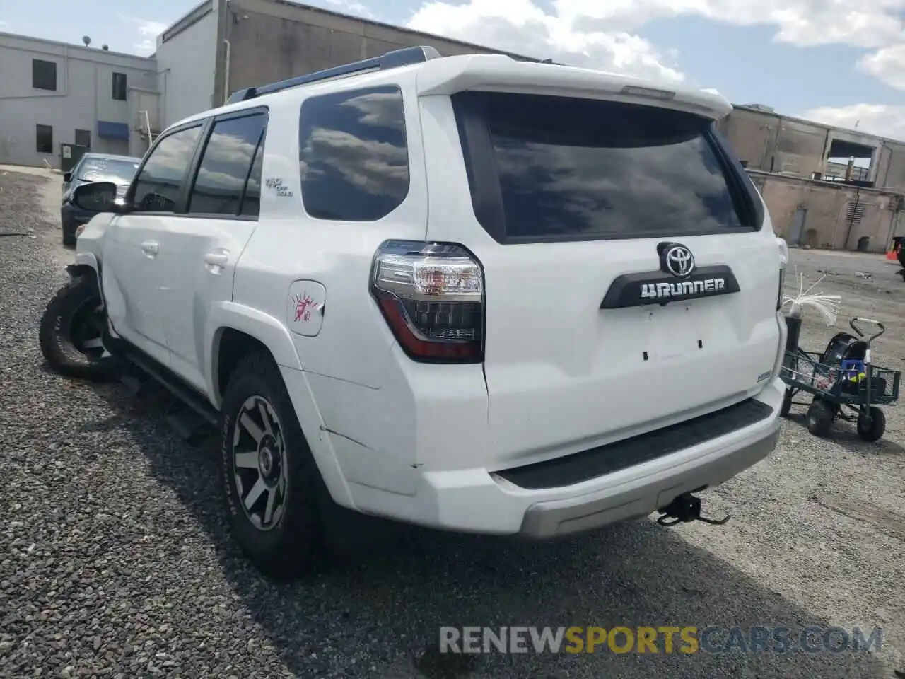 3 Photograph of a damaged car JTERU5JRXM5874818 TOYOTA 4RUNNER 2021