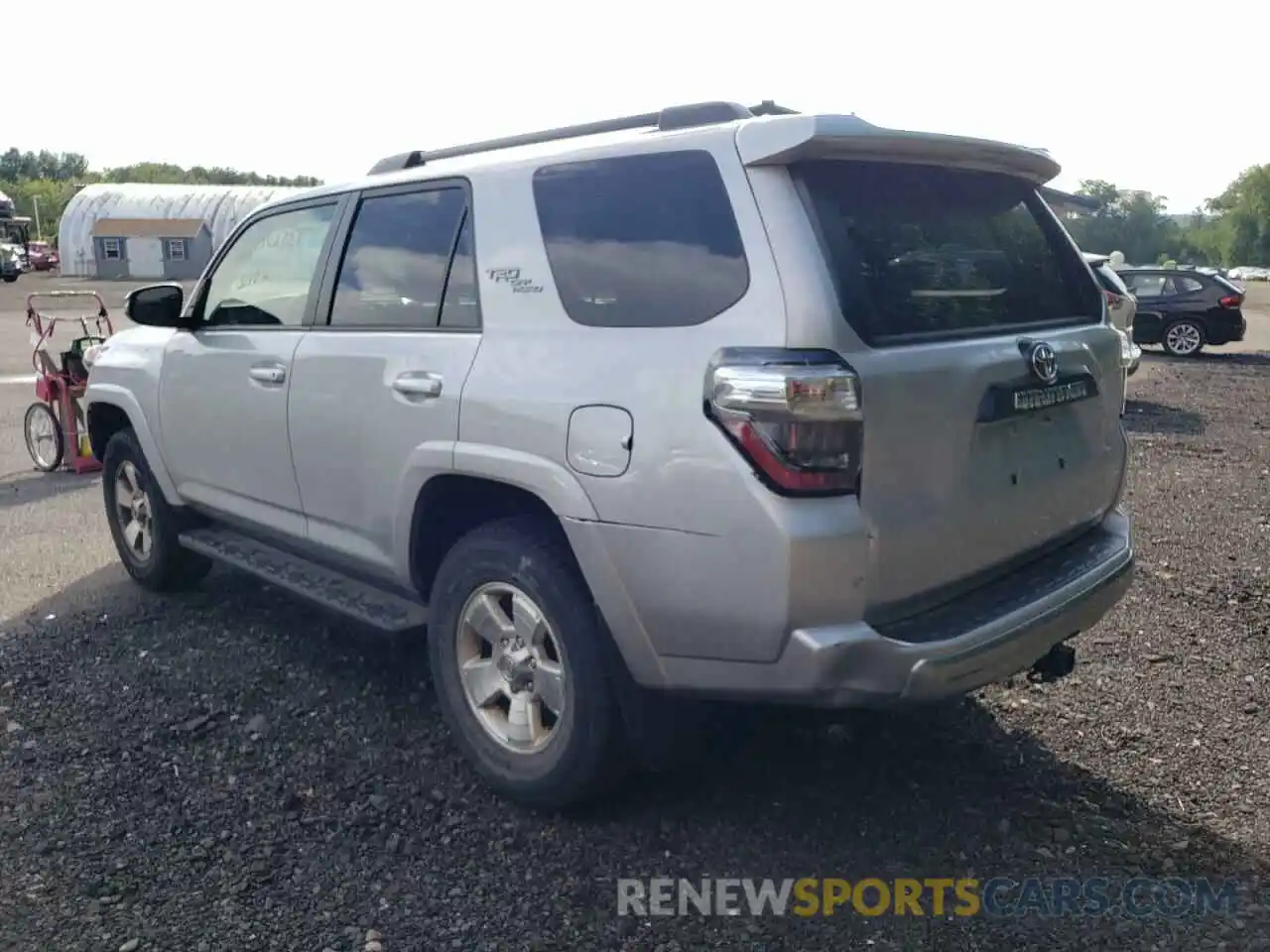 3 Photograph of a damaged car JTERU5JRXM5921118 TOYOTA 4RUNNER 2021