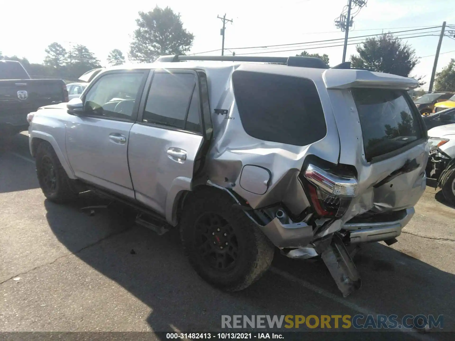 3 Photograph of a damaged car JTERU5JRXM5952966 TOYOTA 4RUNNER 2021