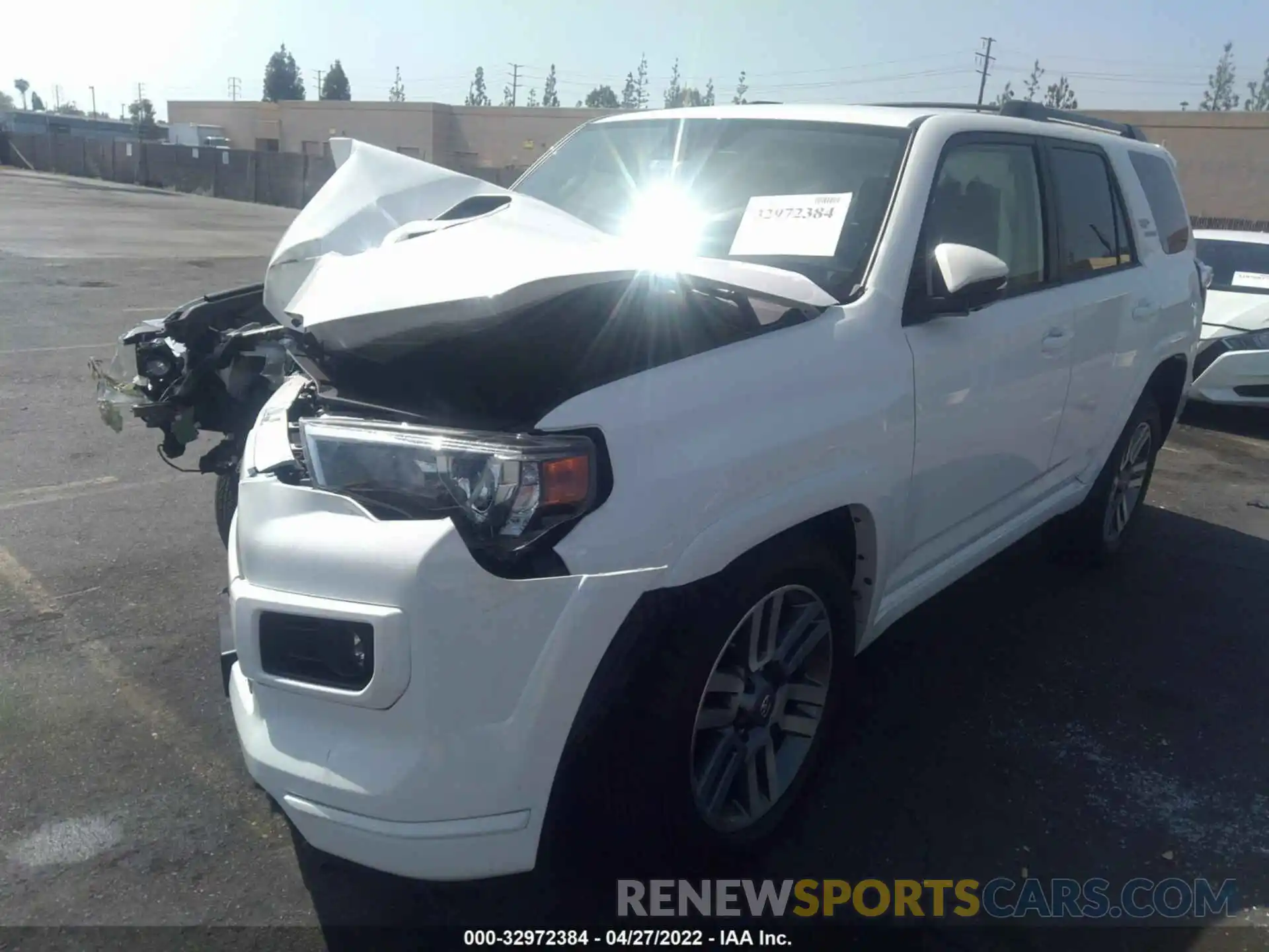 2 Photograph of a damaged car JTEAU5JR3N5257579 TOYOTA 4RUNNER 2022