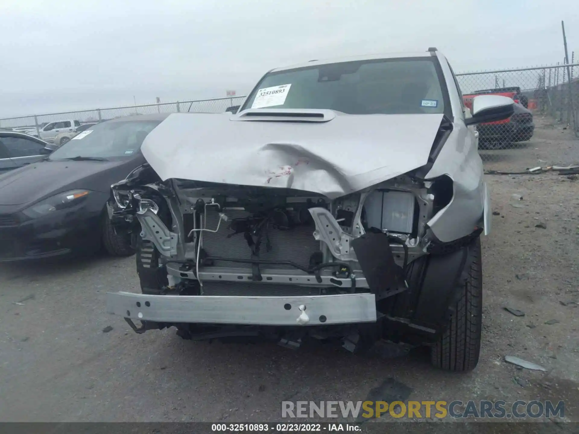 6 Photograph of a damaged car JTEAU5JR4N5254089 TOYOTA 4RUNNER 2022