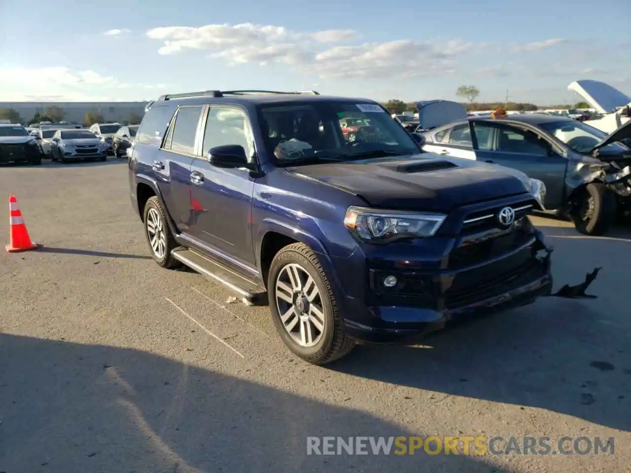 1 Photograph of a damaged car JTEAU5JR6N5254837 TOYOTA 4RUNNER 2022