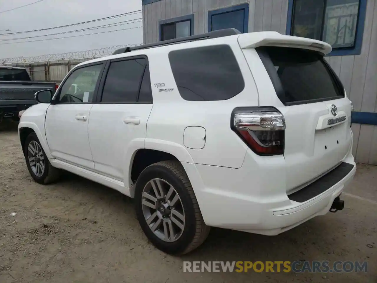 3 Photograph of a damaged car JTEAU5JR9N5258123 TOYOTA 4RUNNER 2022