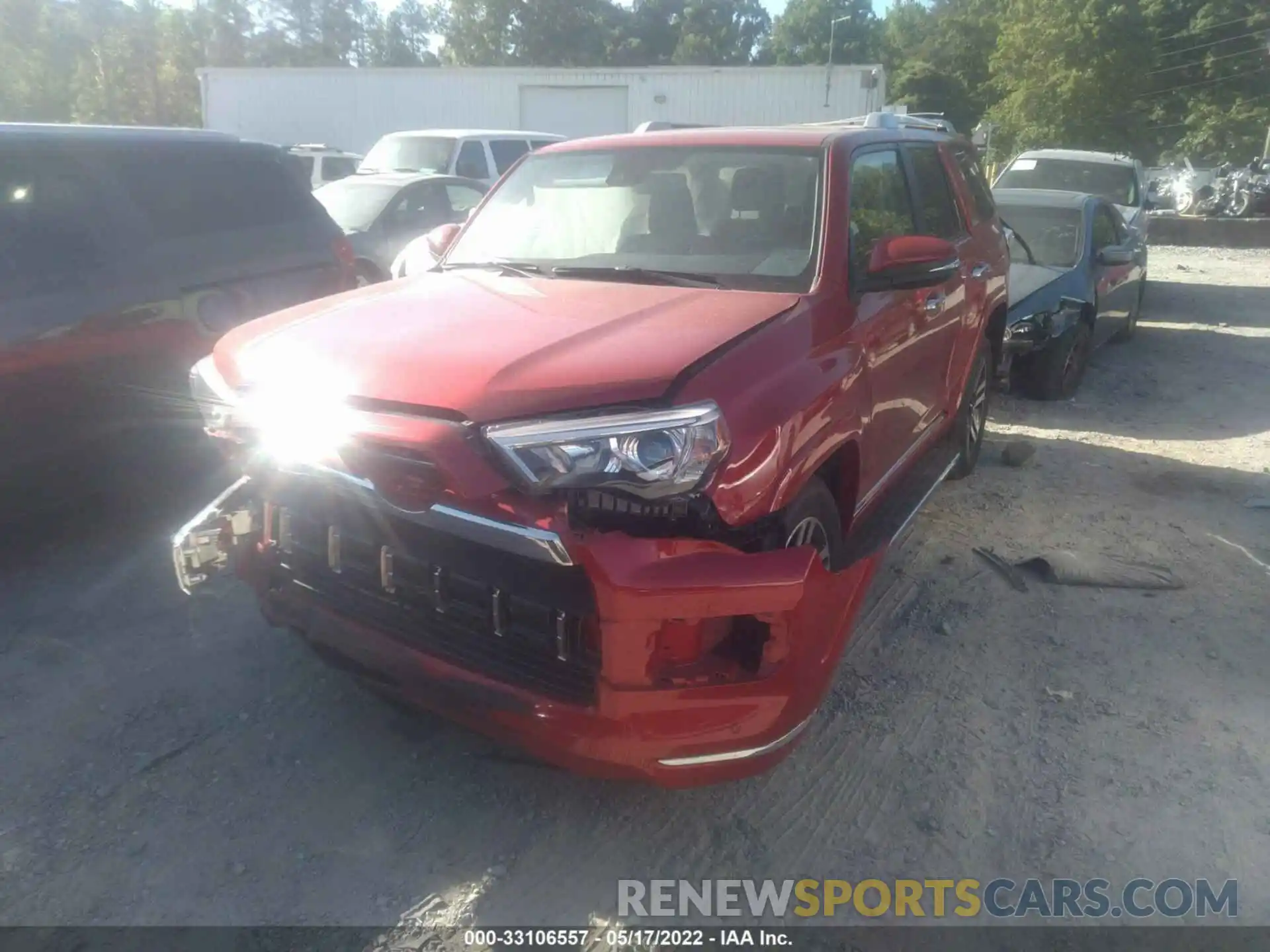 2 Photograph of a damaged car JTEDU5JR6N5257900 TOYOTA 4RUNNER 2022