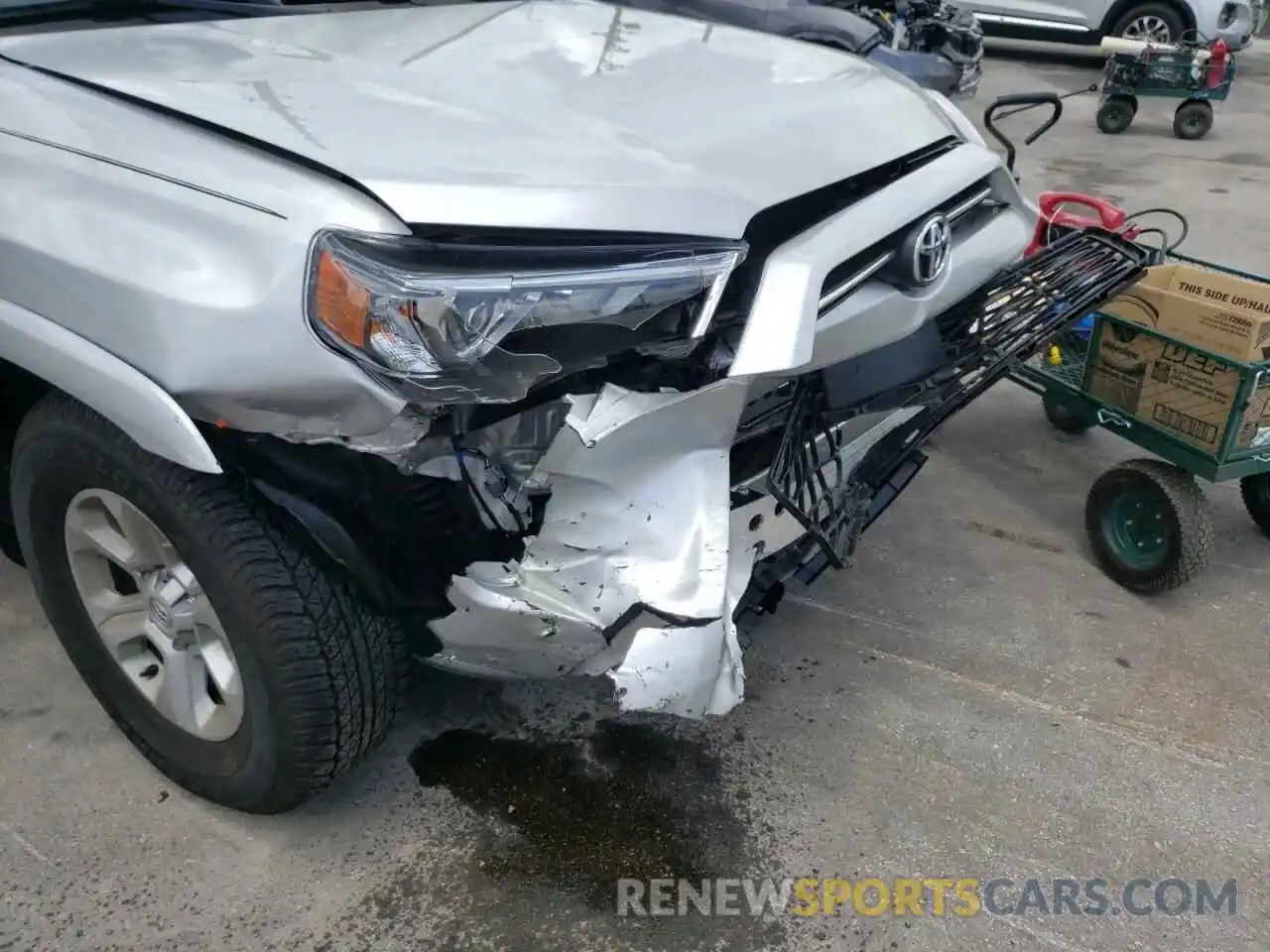 9 Photograph of a damaged car JTEEU5JR1N5256092 TOYOTA 4RUNNER 2022