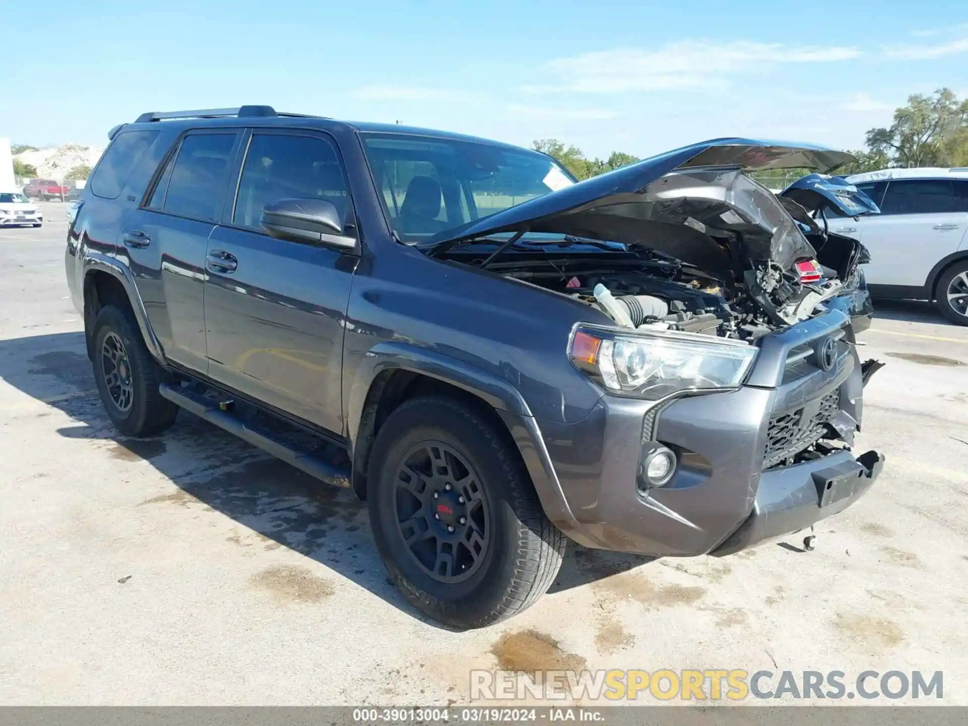 1 Фотография поврежденного автомобиля JTEEU5JR1N5274480 TOYOTA 4RUNNER 2022