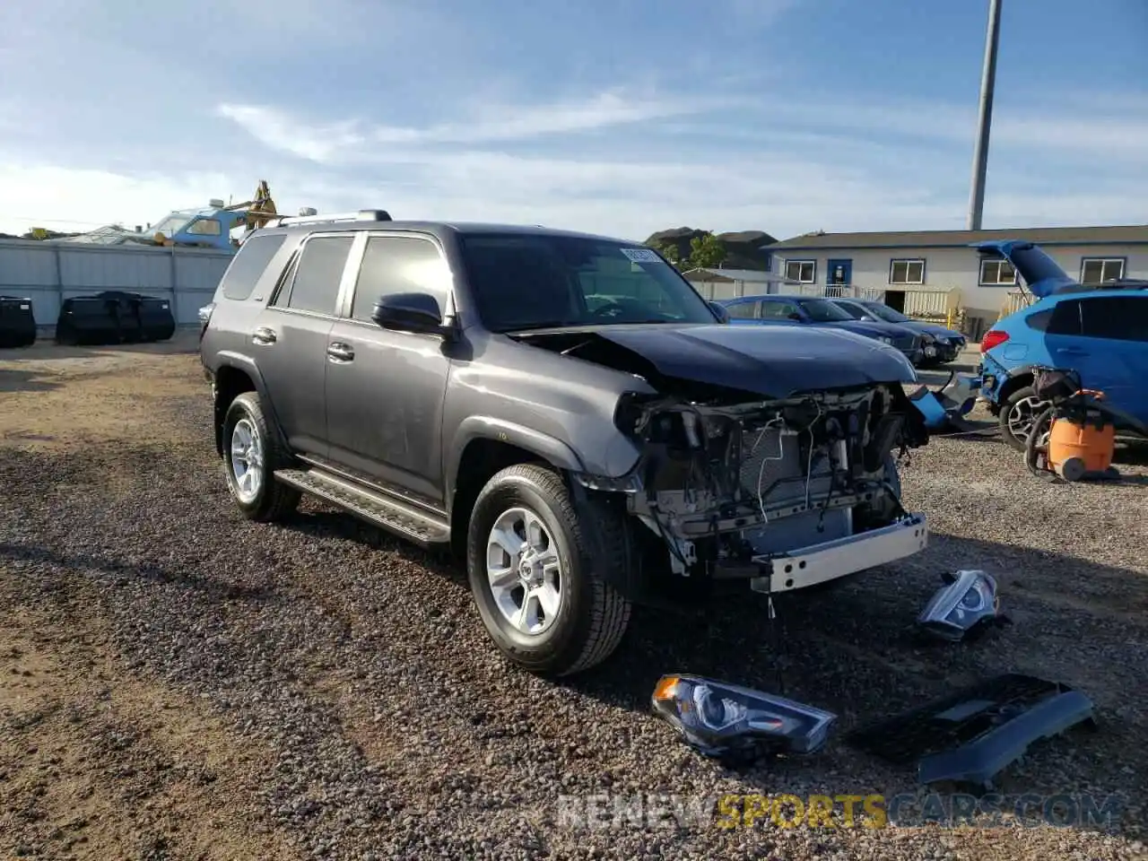 1 Photograph of a damaged car JTEEU5JR3N5253601 TOYOTA 4RUNNER 2022