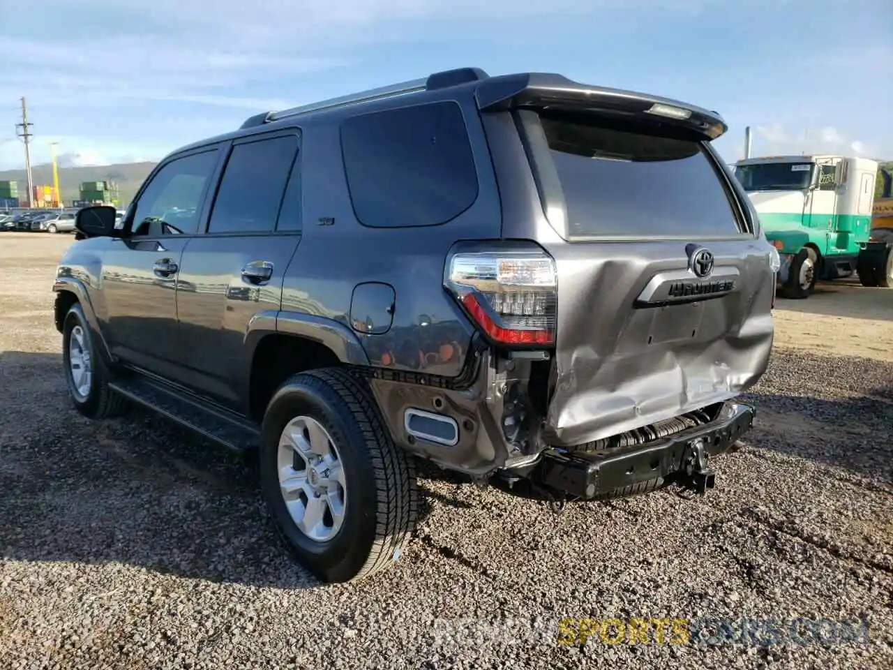 3 Photograph of a damaged car JTEEU5JR3N5253601 TOYOTA 4RUNNER 2022