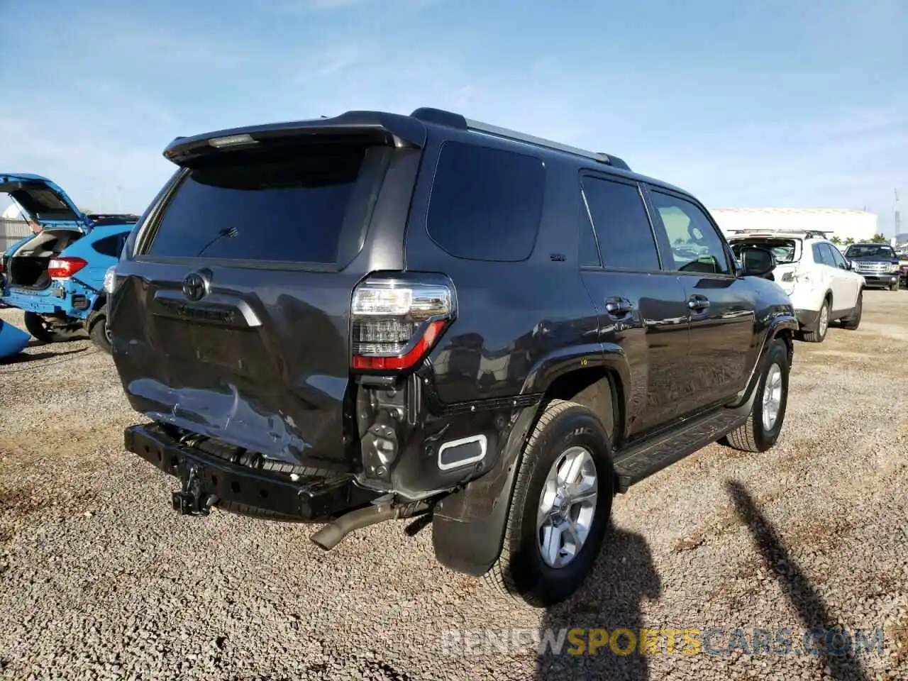 4 Фотография поврежденного автомобиля JTEEU5JR3N5253601 TOYOTA 4RUNNER 2022